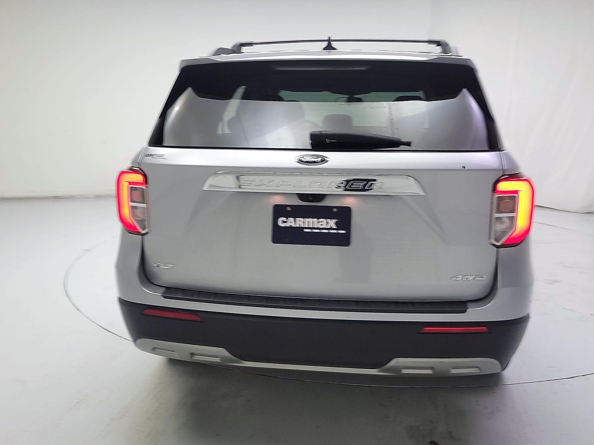 Thumbnail: 2021 Ford Explorer - 6