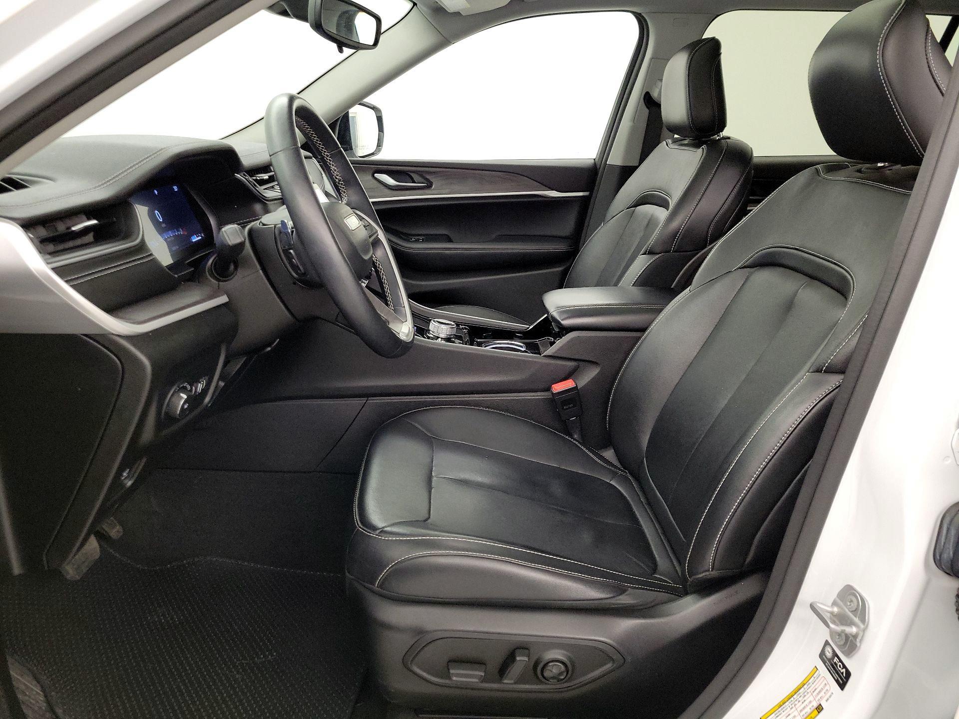 Thumbnail: 2022 Jeep Grand Cherokee L - 11