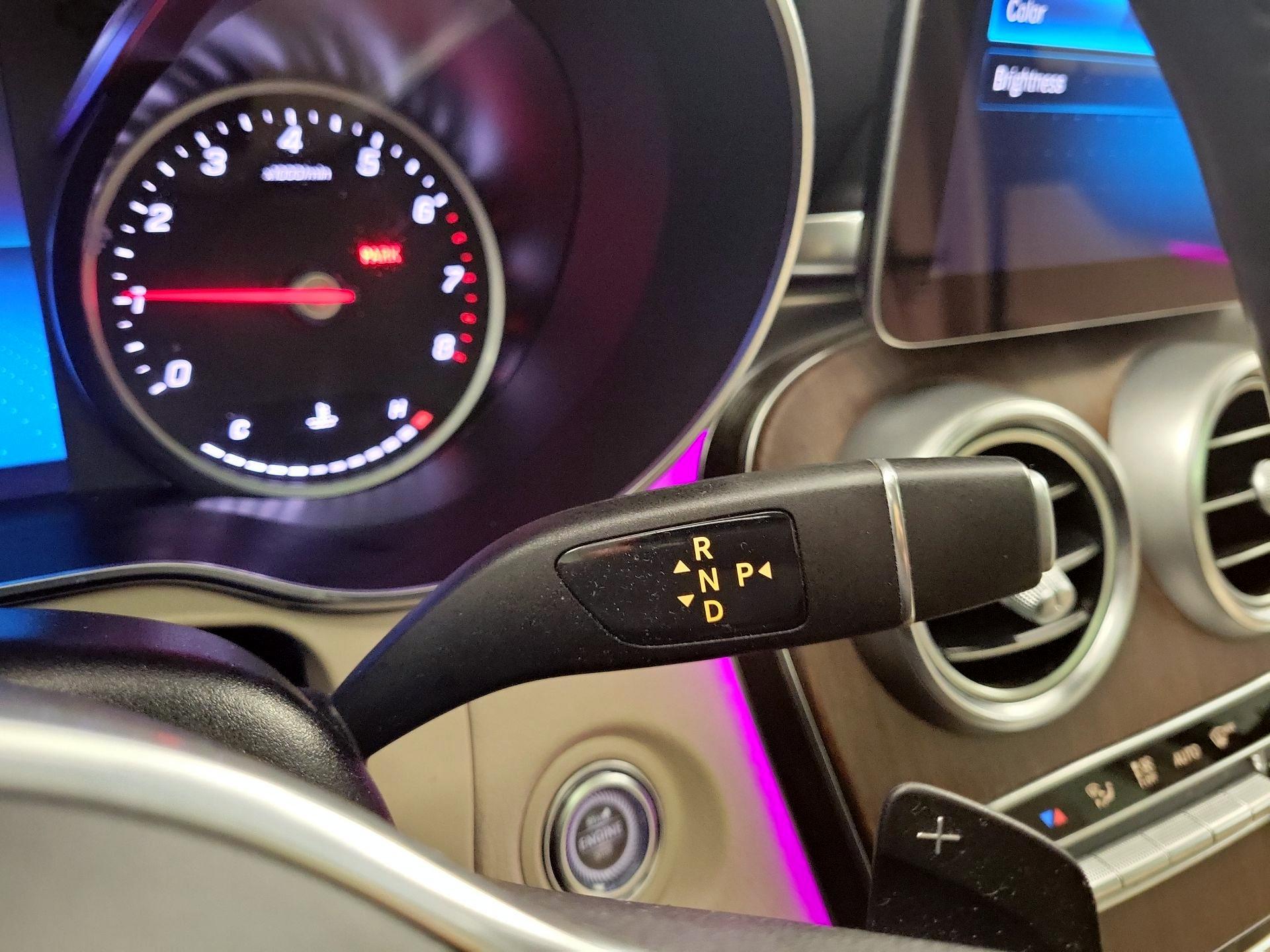 Thumbnail: 2022 Mercedes-Benz GLC - 15