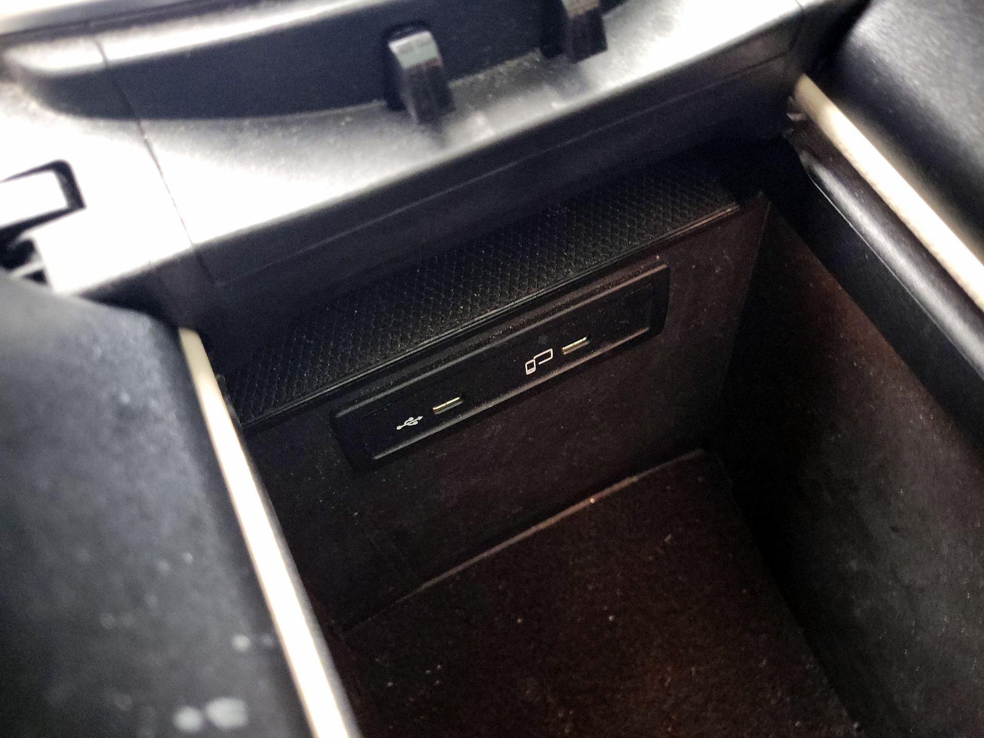 Thumbnail: 2022 Mercedes-Benz GLC - 16