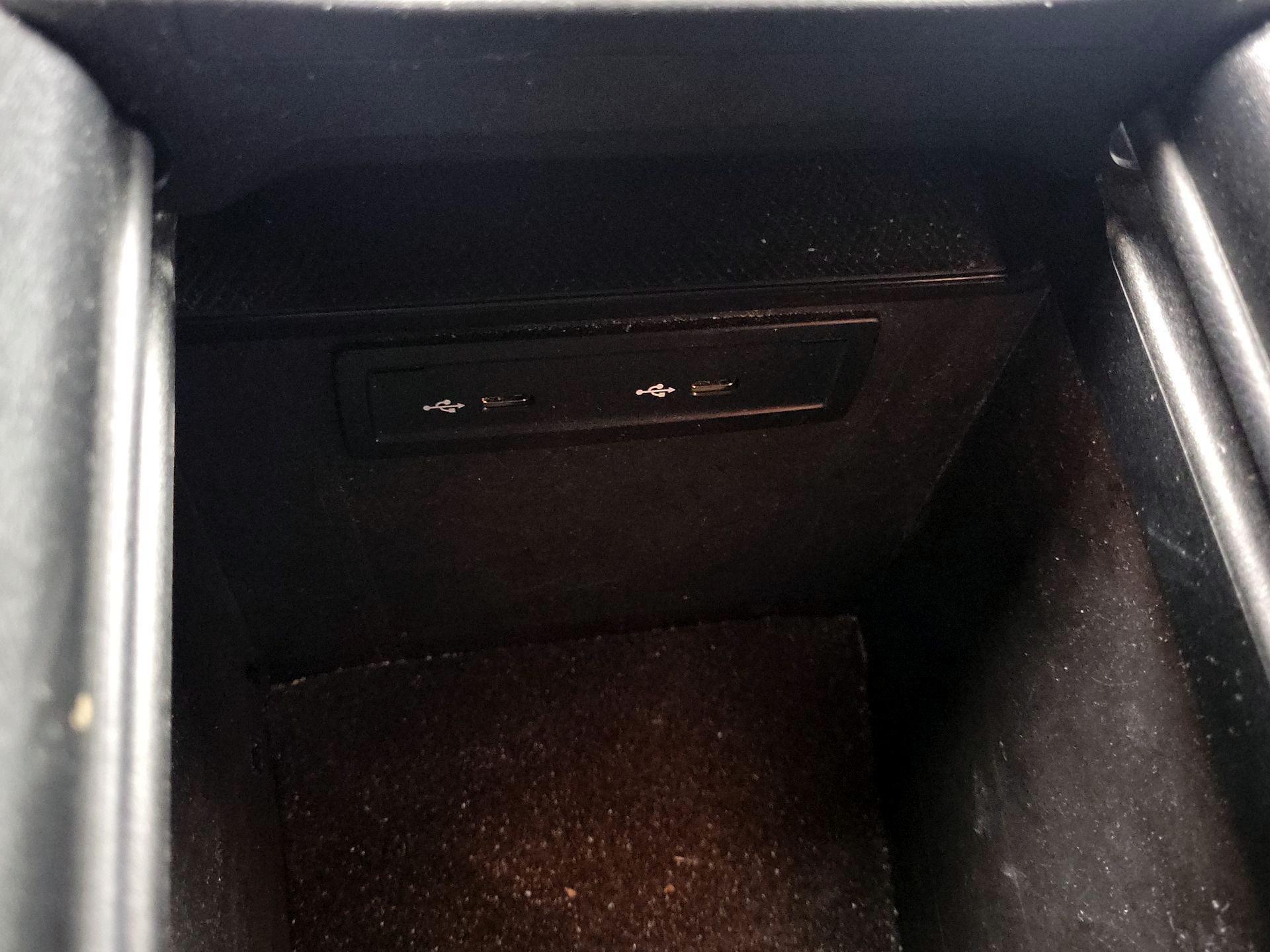 Thumbnail: 2023 Mercedes-Benz GLC - 16