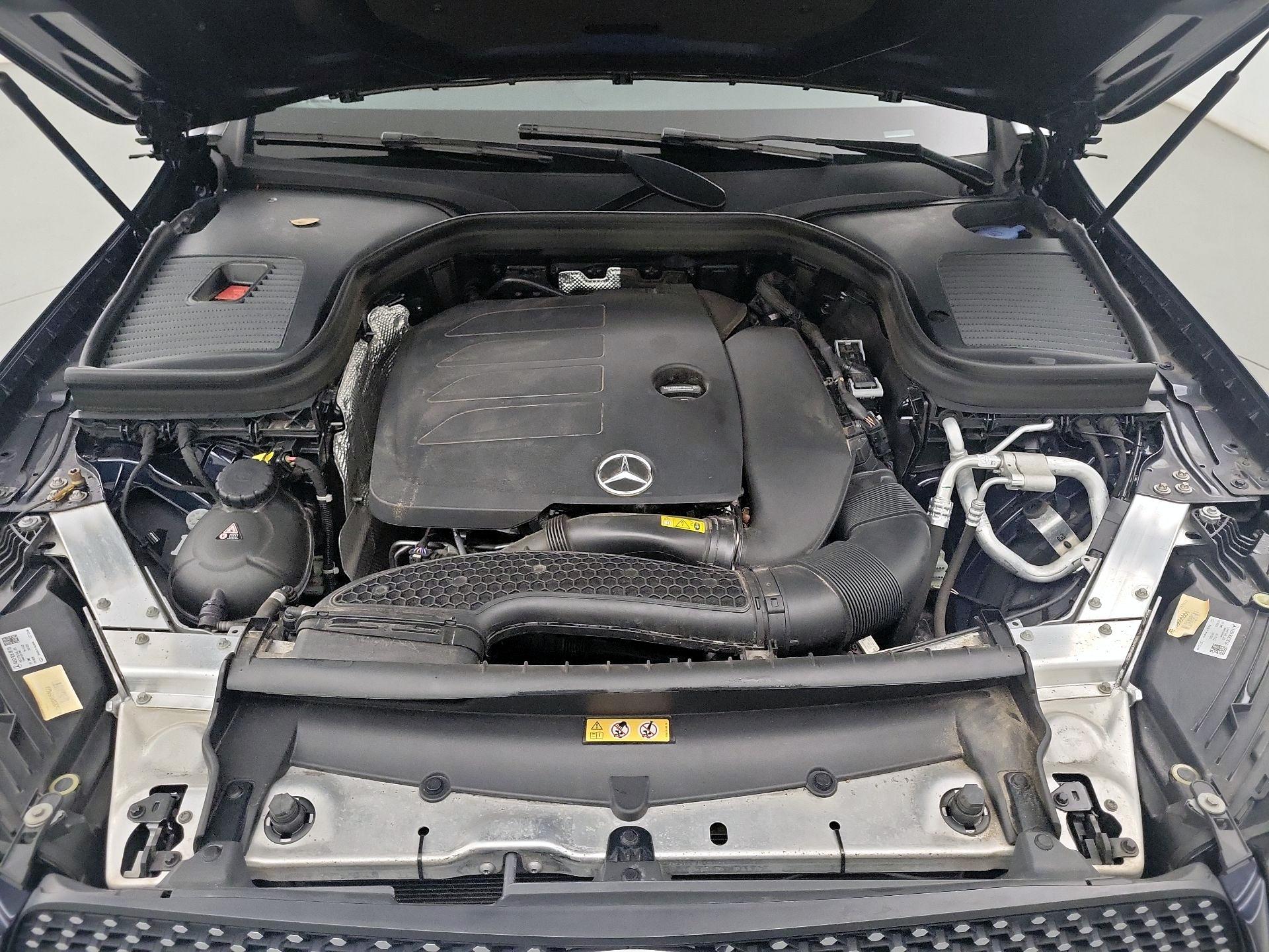 Thumbnail: 2023 Mercedes-Benz GLC - 20