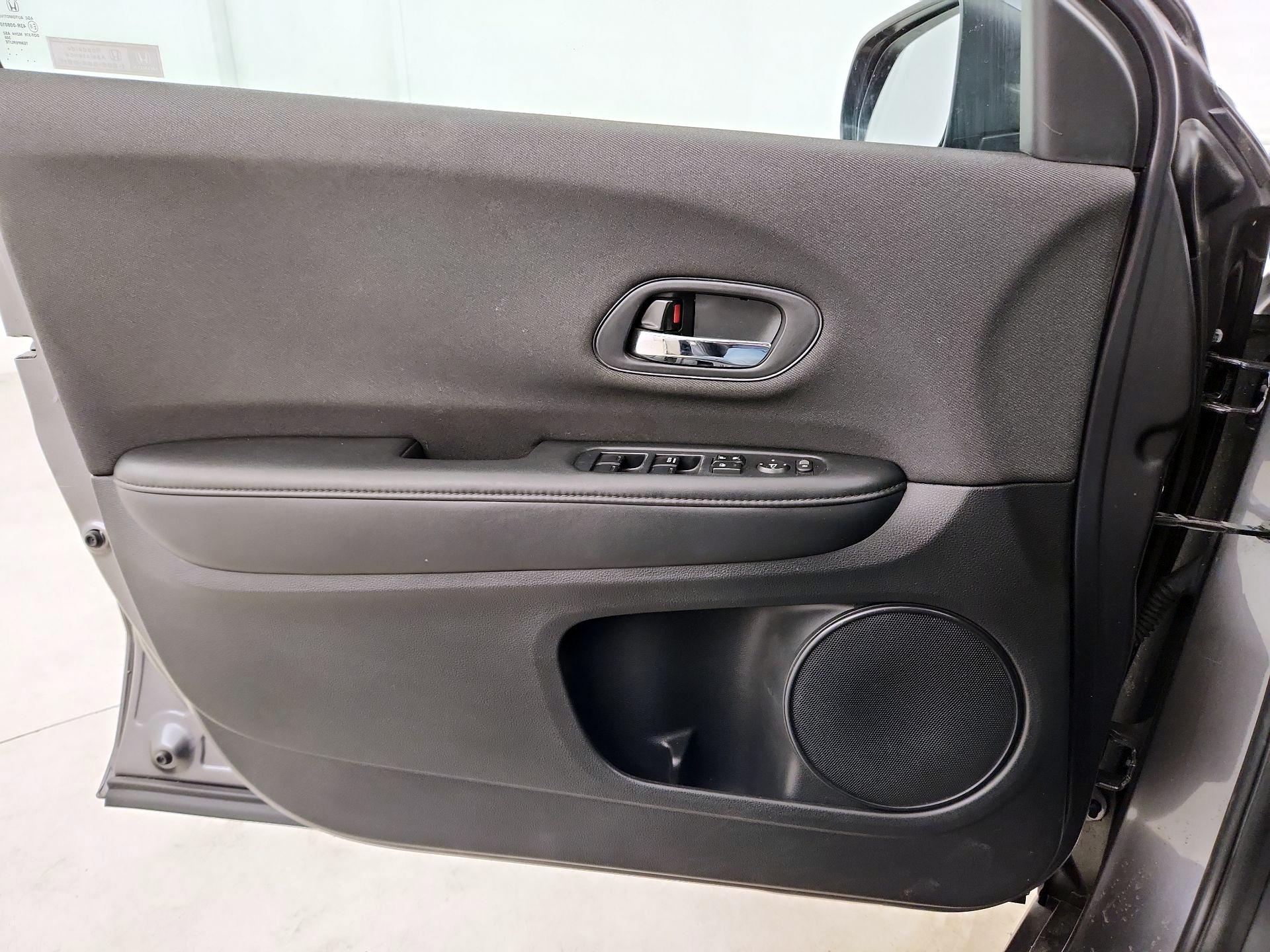 Thumbnail: 2021 Honda HR-V - 10