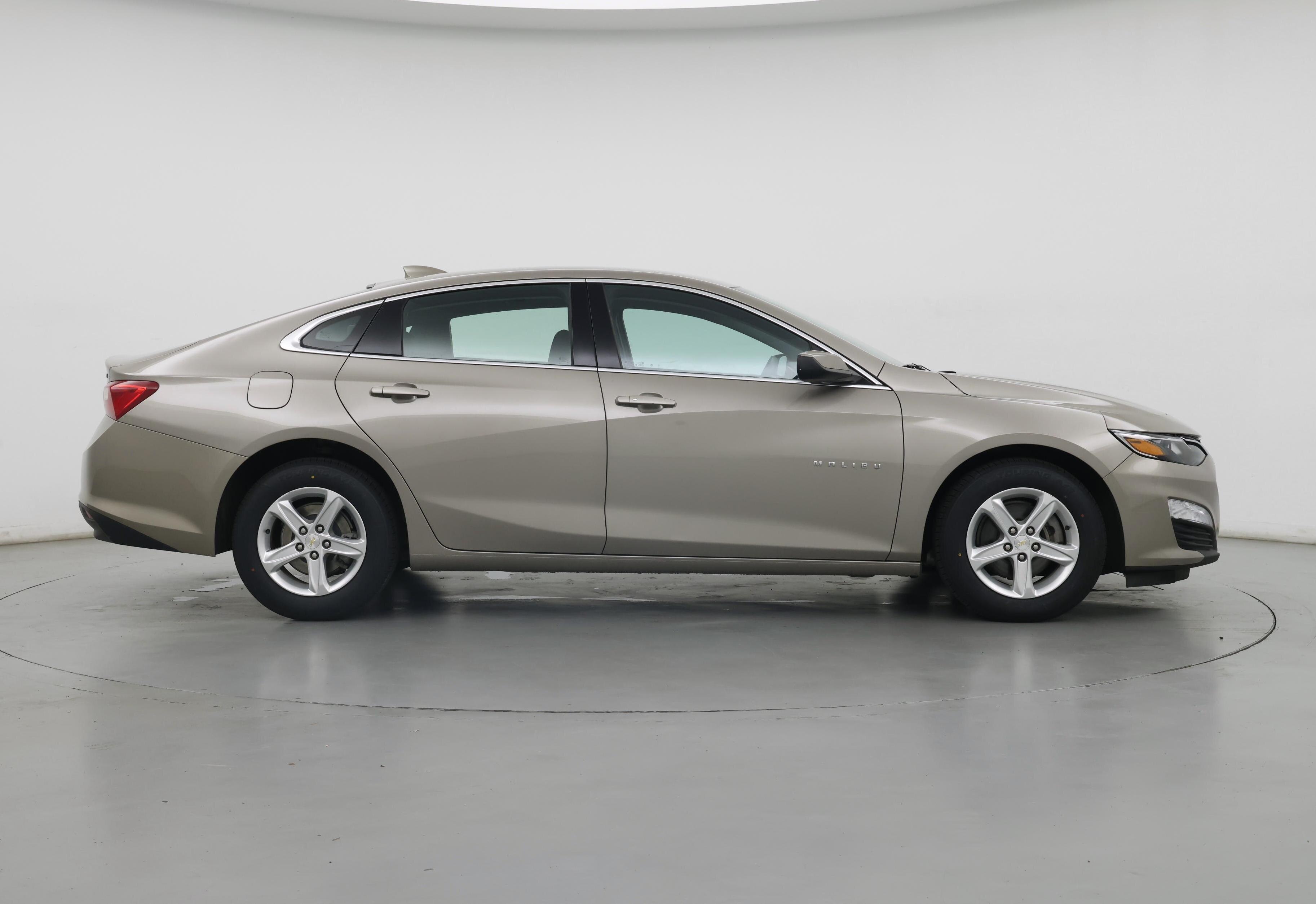 Thumbnail: 2023 Chevrolet Malibu - 7