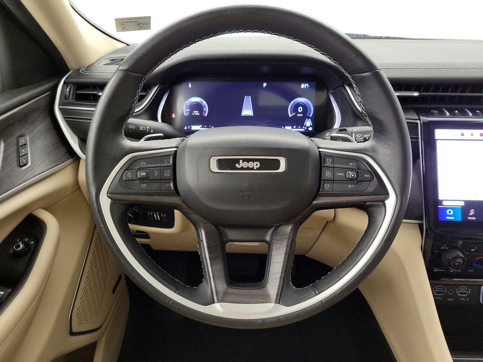 Thumbnail: 2022 Jeep Grand Cherokee L - 10