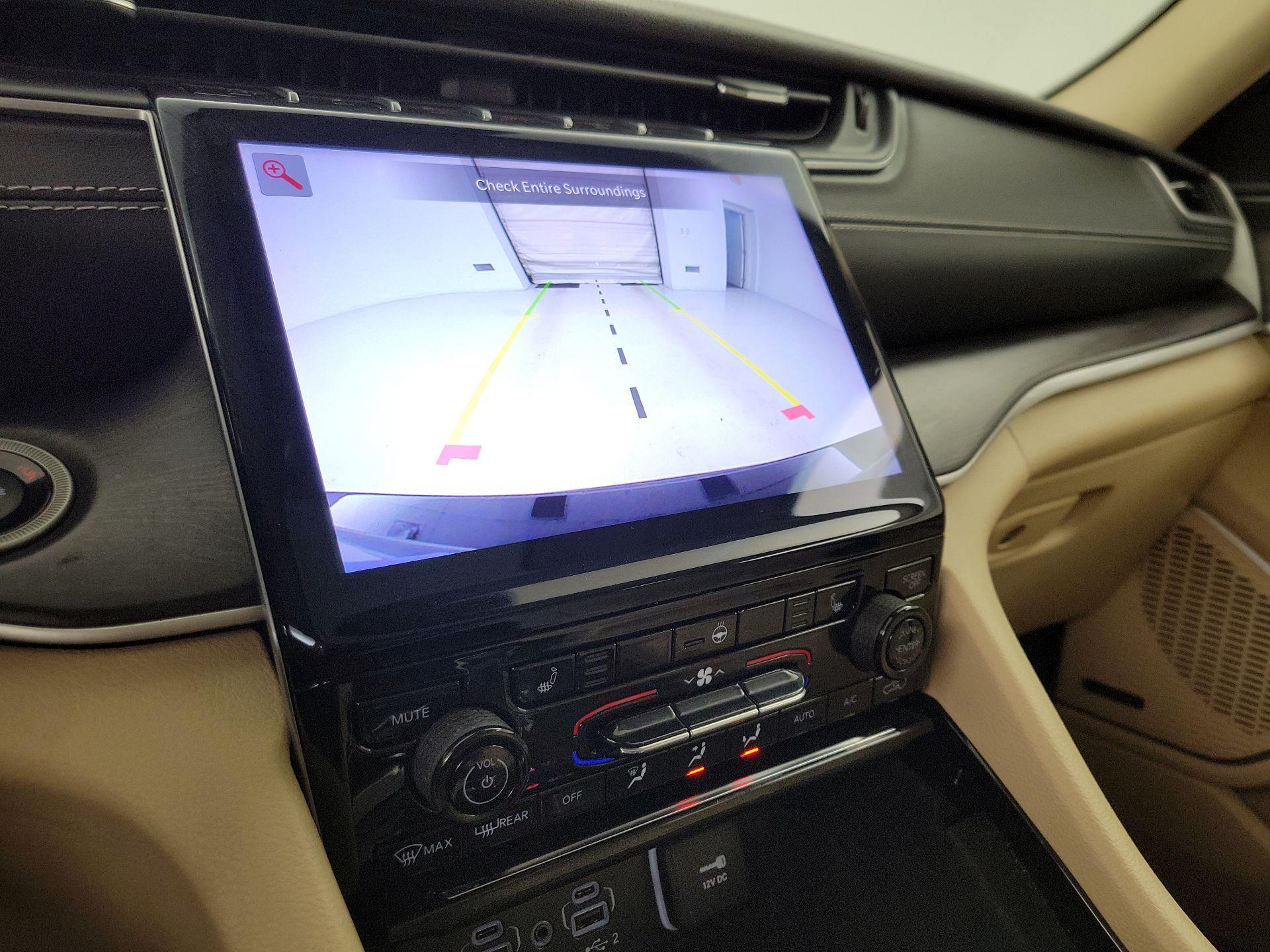 Thumbnail: 2022 Jeep Grand Cherokee L - 15