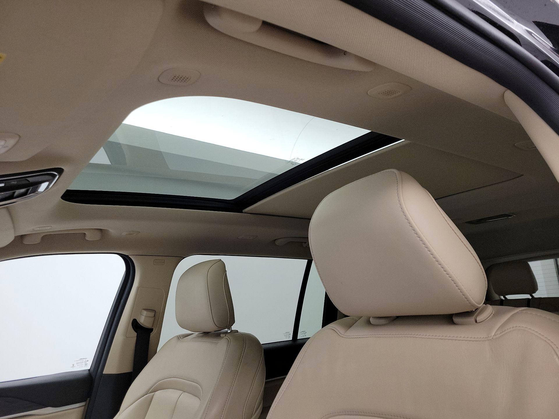 Thumbnail: 2022 Jeep Grand Cherokee L - 20