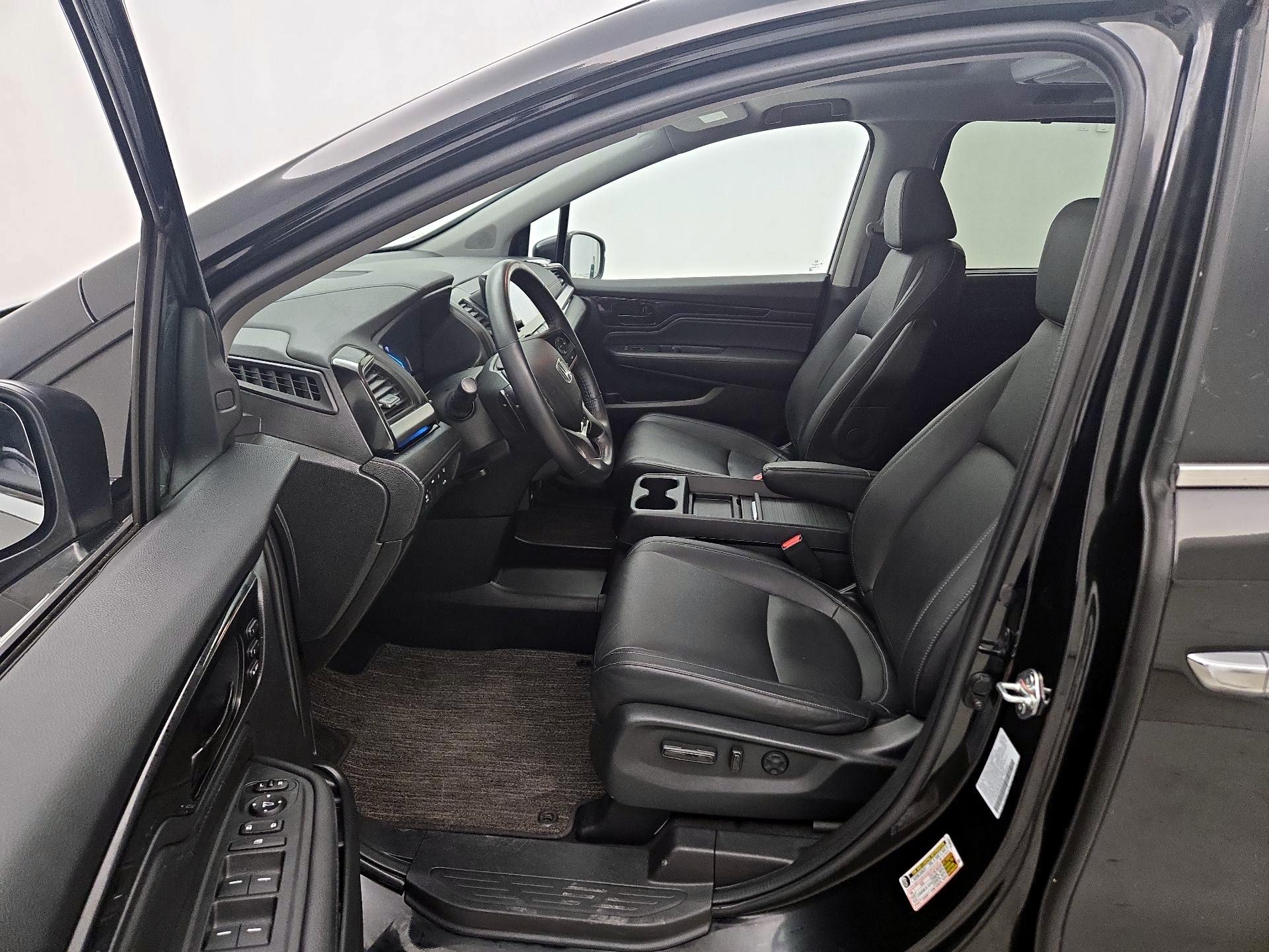 Thumbnail: 2023 Honda Odyssey - 11