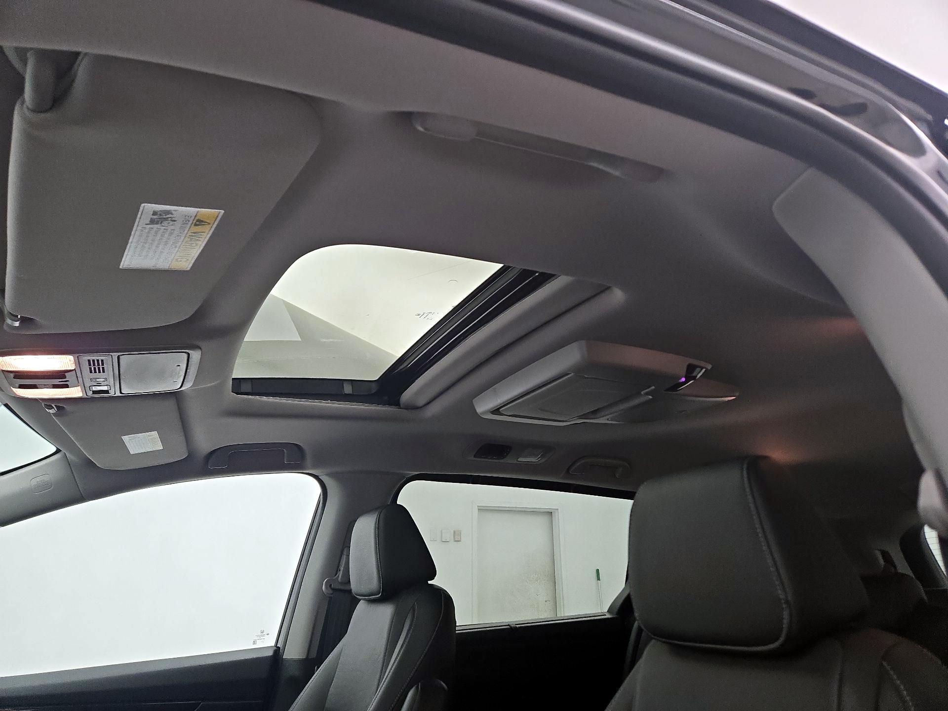 Thumbnail: 2023 Honda Odyssey - 20