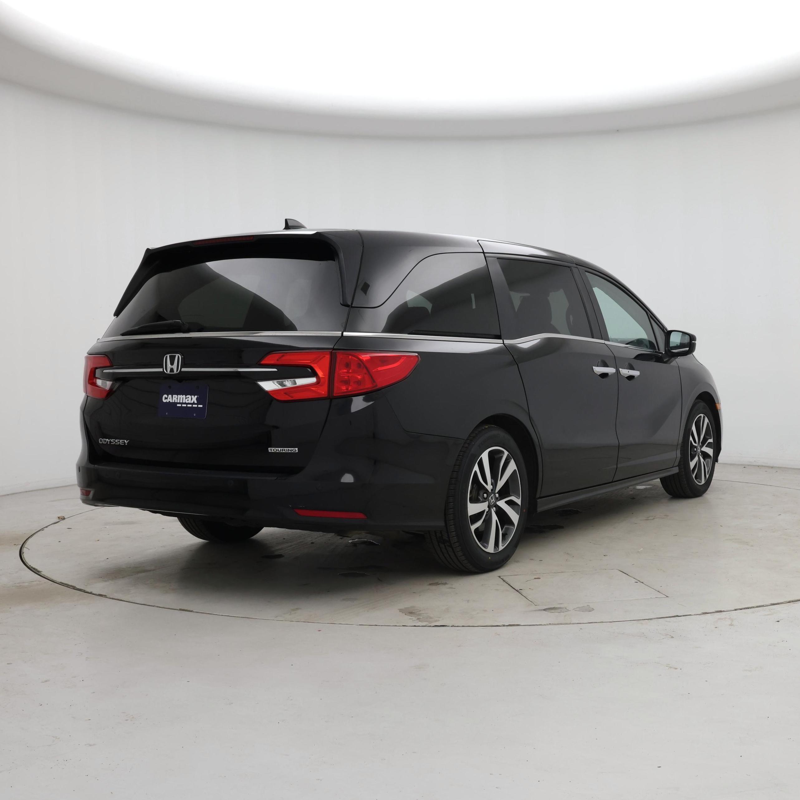 Thumbnail: 2023 Honda Odyssey - 8