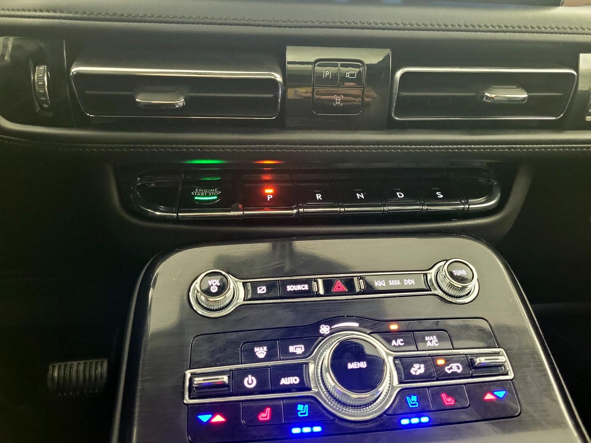 Thumbnail: 2023 Lincoln Nautilus - 16