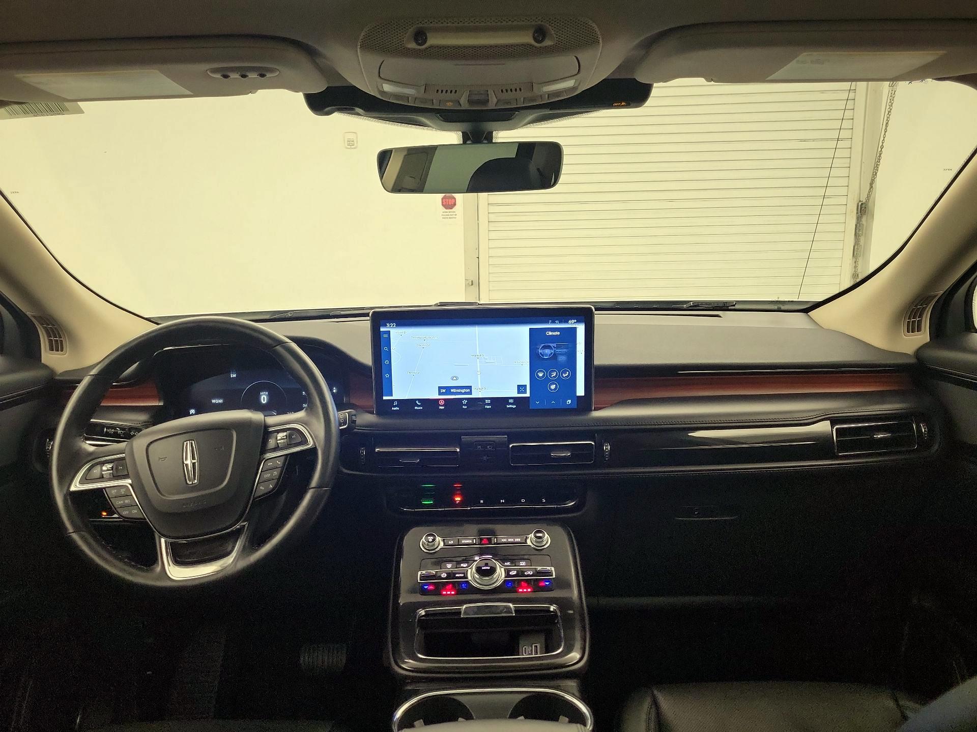 Thumbnail: 2023 Lincoln Nautilus - 8