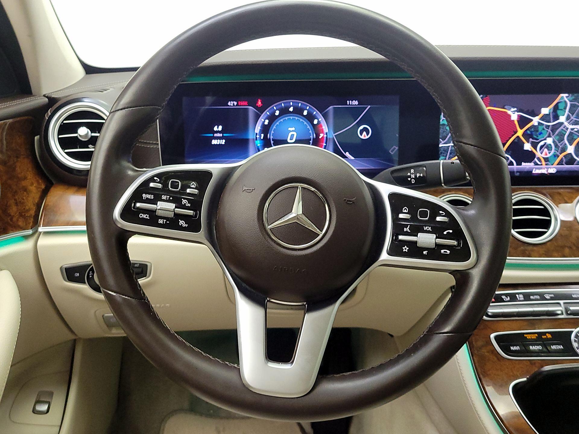 Thumbnail: 2020 Mercedes-Benz E-Class - 10