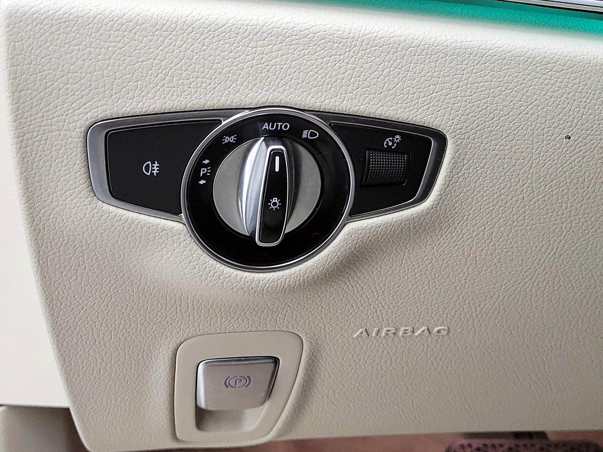 Thumbnail: 2020 Mercedes-Benz E-Class - 13