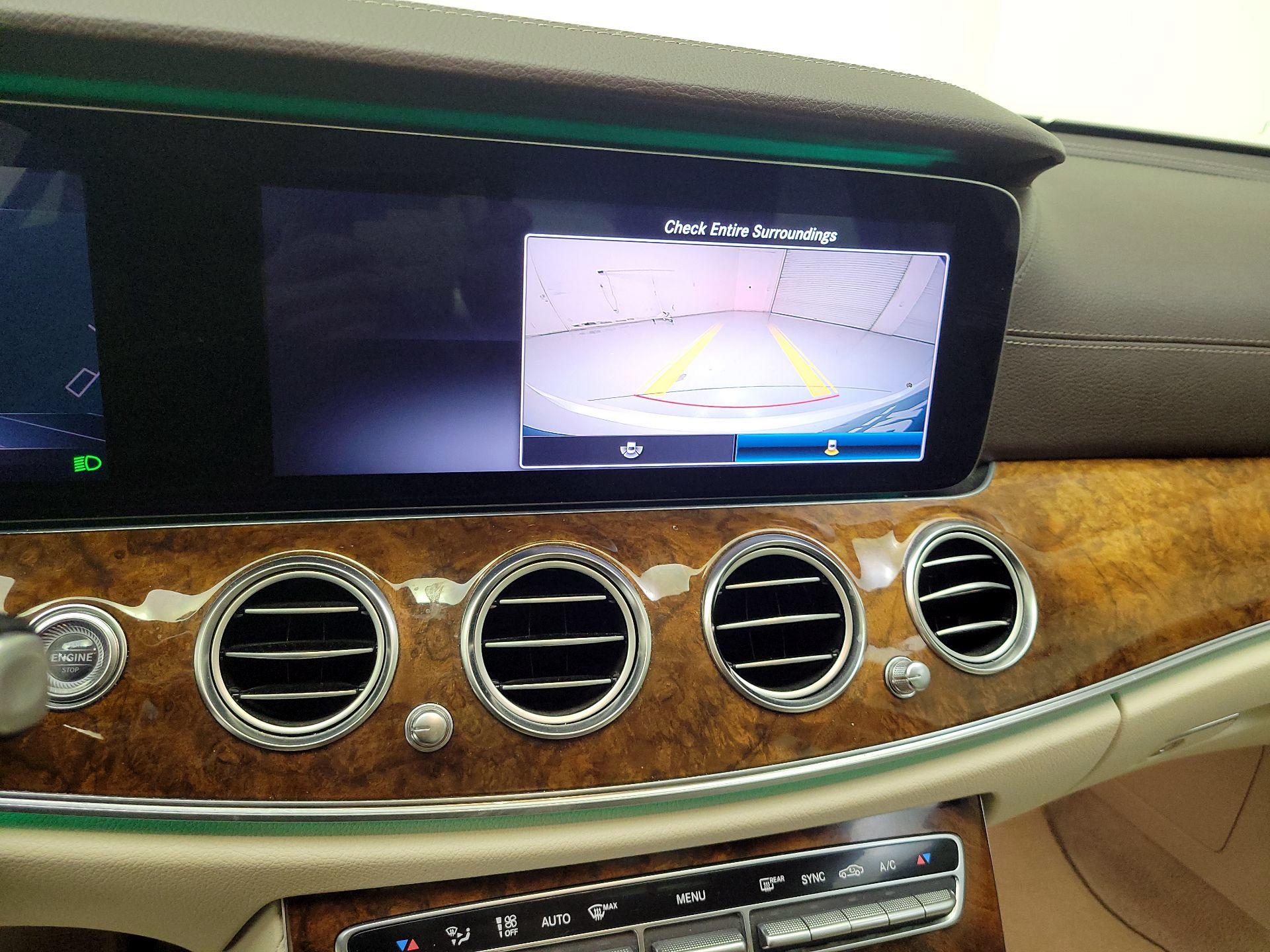 Thumbnail: 2020 Mercedes-Benz E-Class - 15