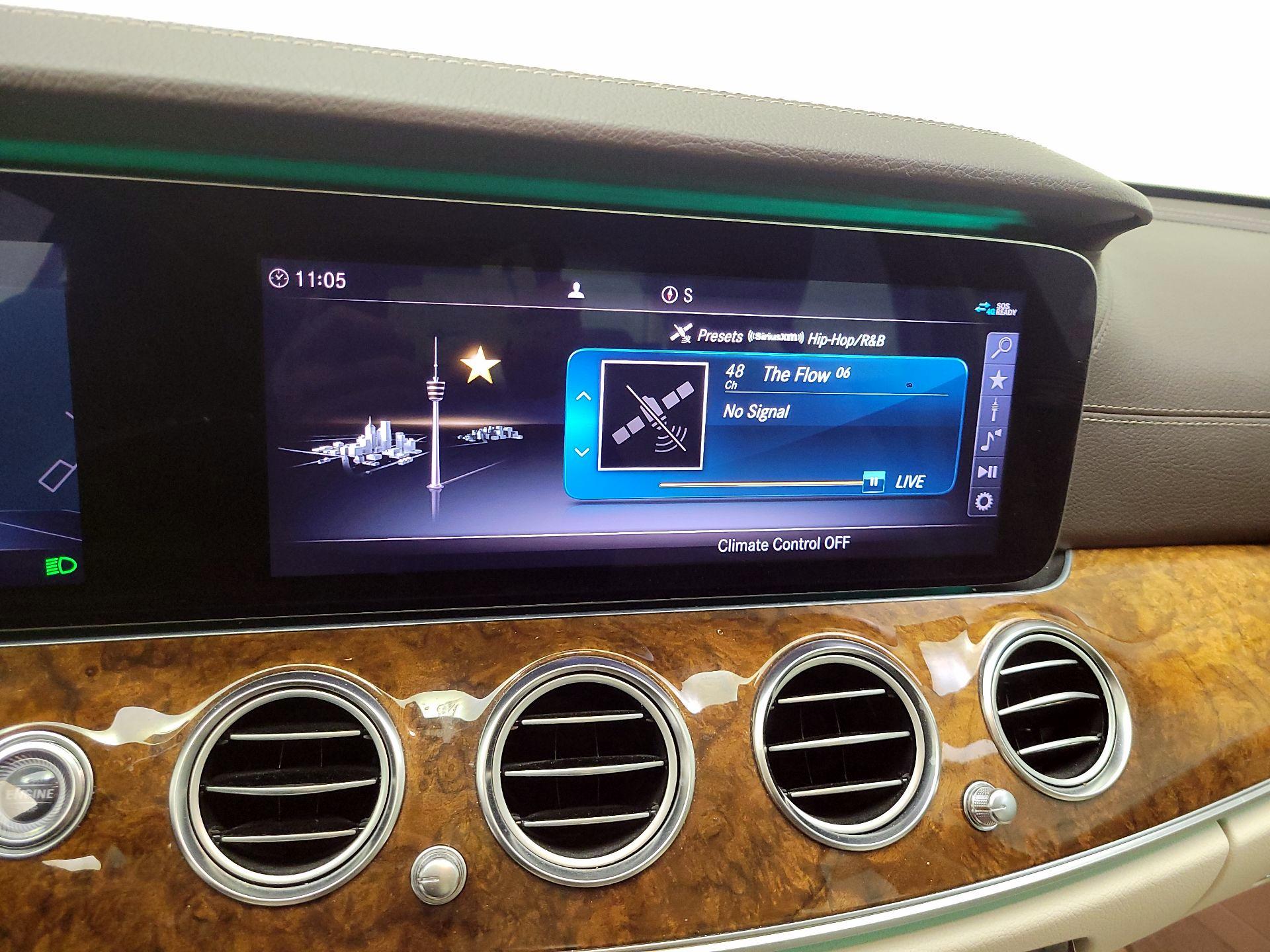 Thumbnail: 2020 Mercedes-Benz E-Class - 16