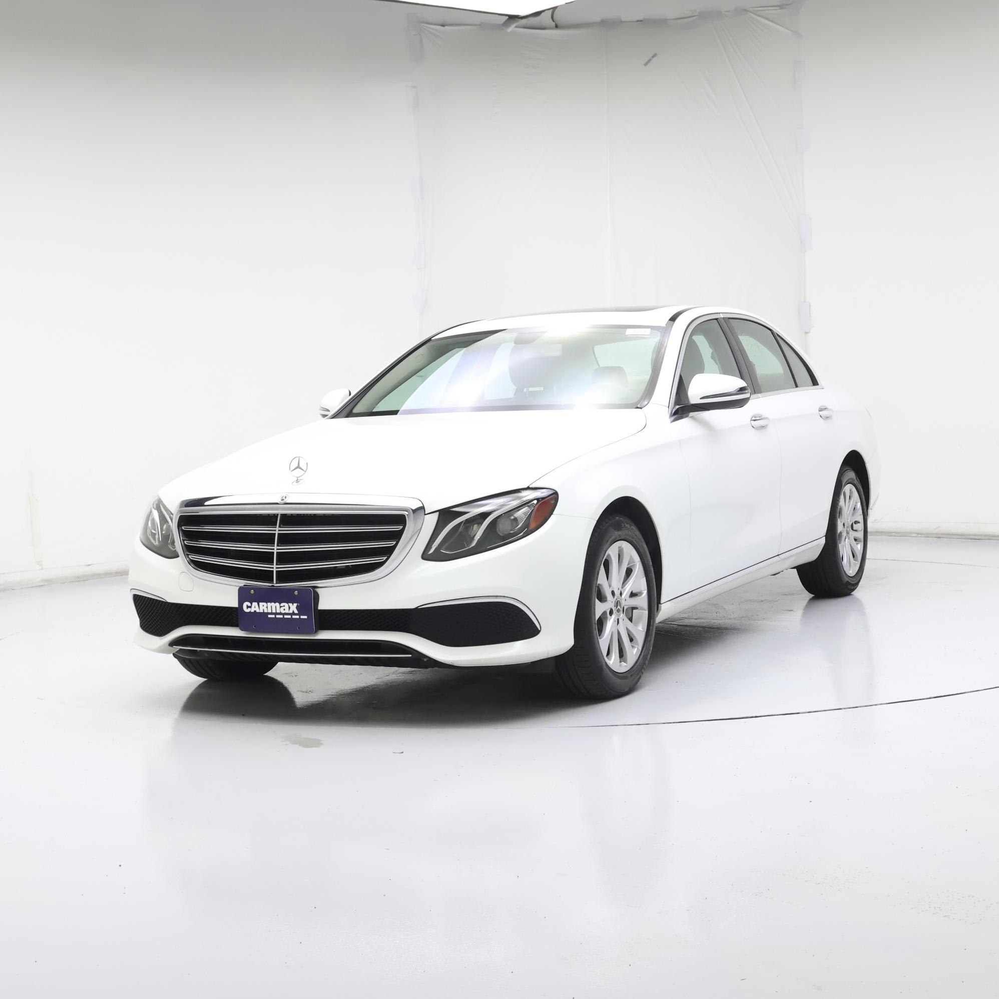 Thumbnail: 2020 Mercedes-Benz E-Class - 4