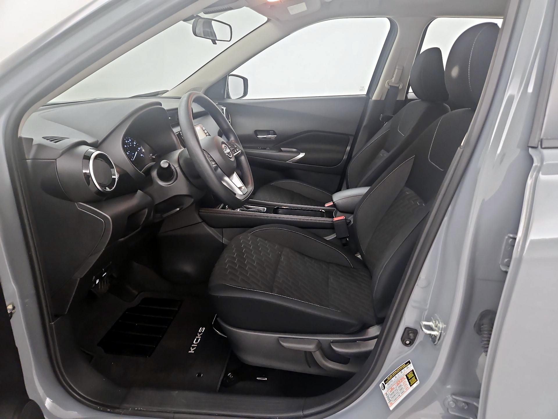 Thumbnail: 2023 Nissan Kicks - 11