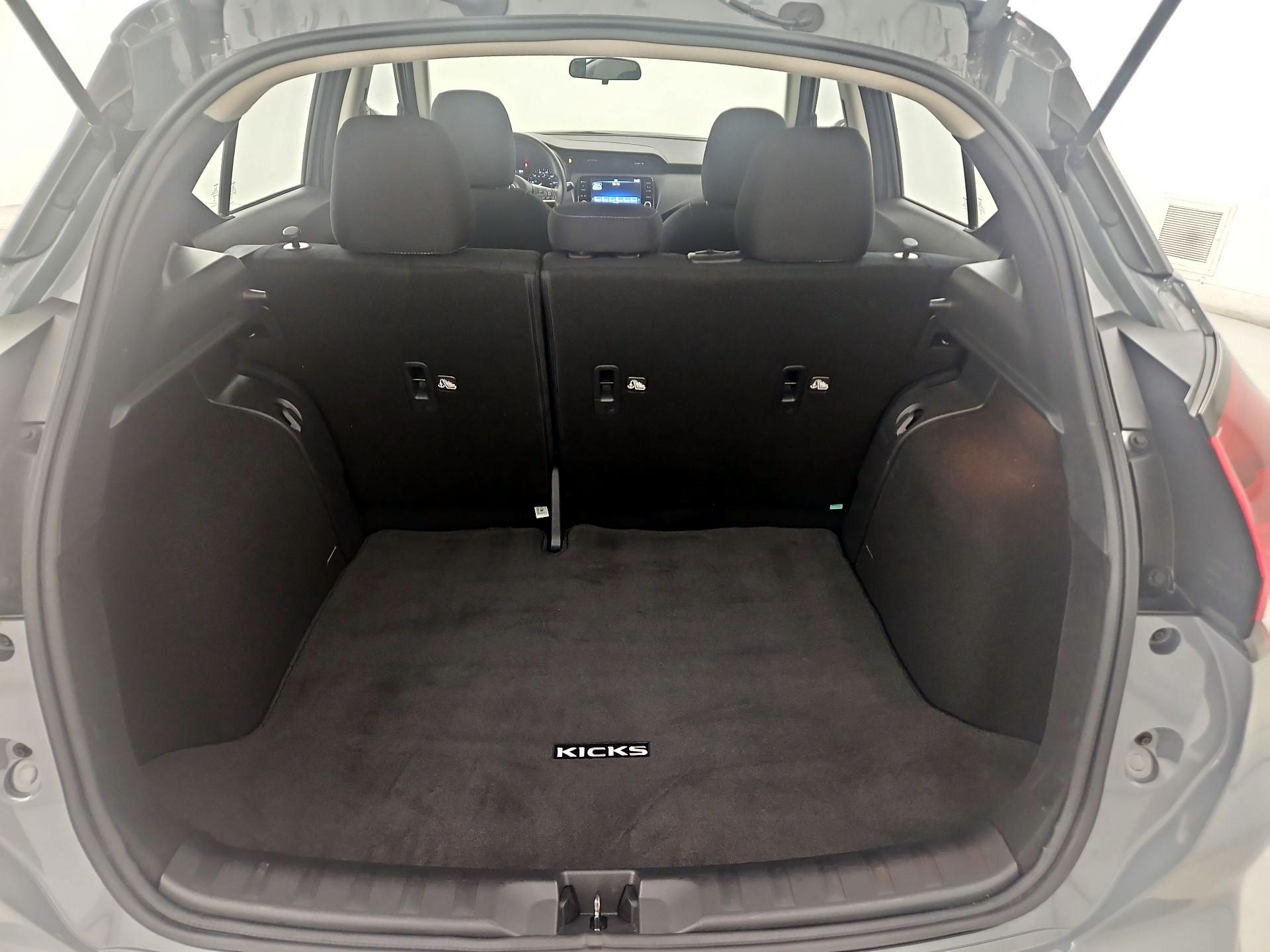 Thumbnail: 2023 Nissan Kicks - 19