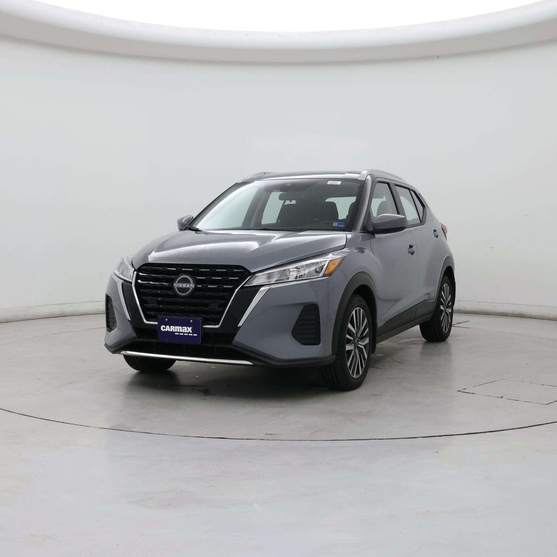 Thumbnail: 2023 Nissan Kicks - 4