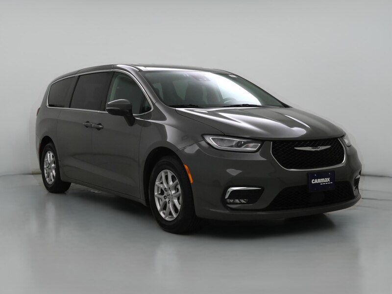 2023 Chrysler Pacifica Touring L -
                  Brandywine, MD