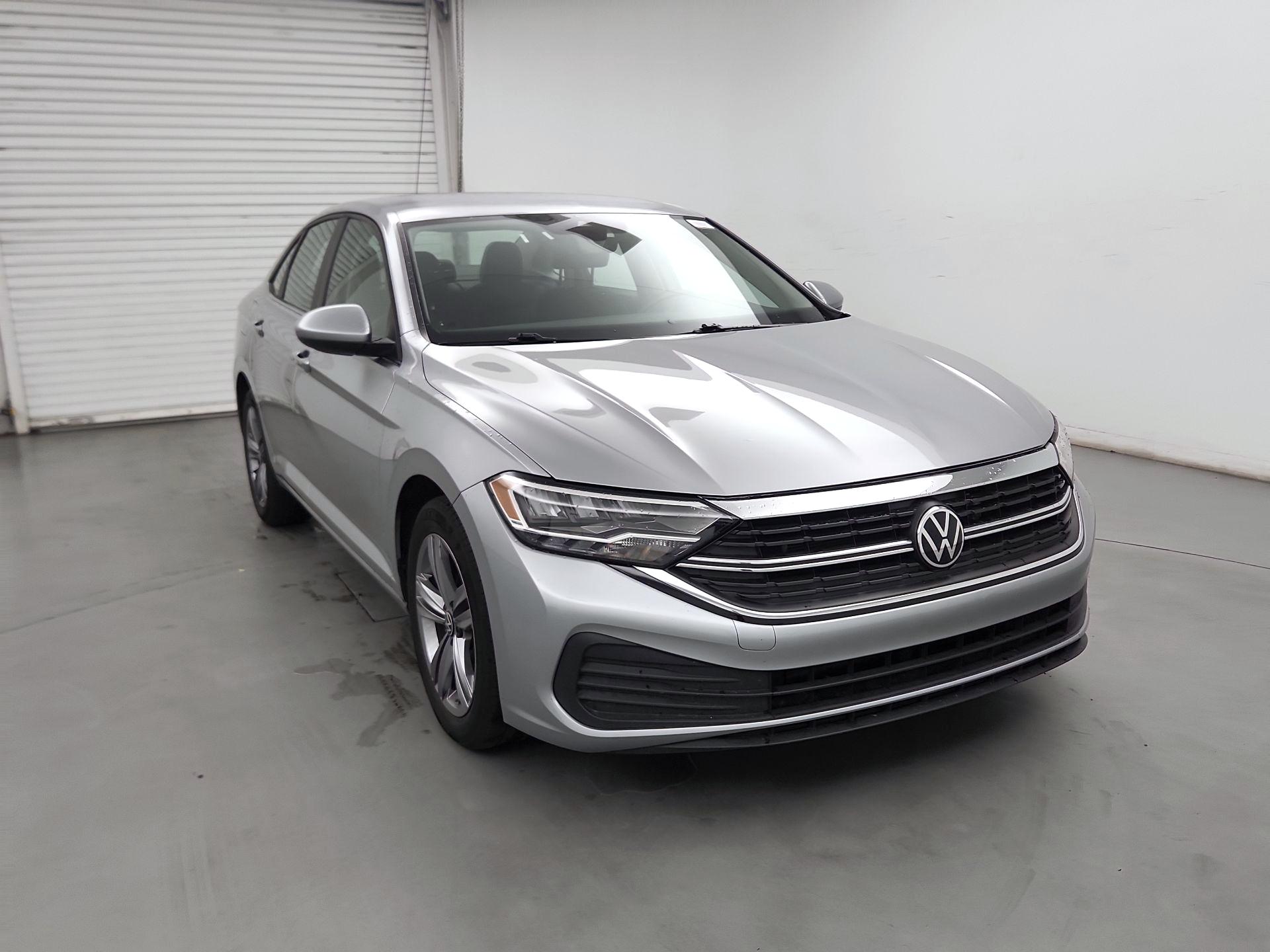 Thumbnail: 2024 Volkswagen Jetta - 1