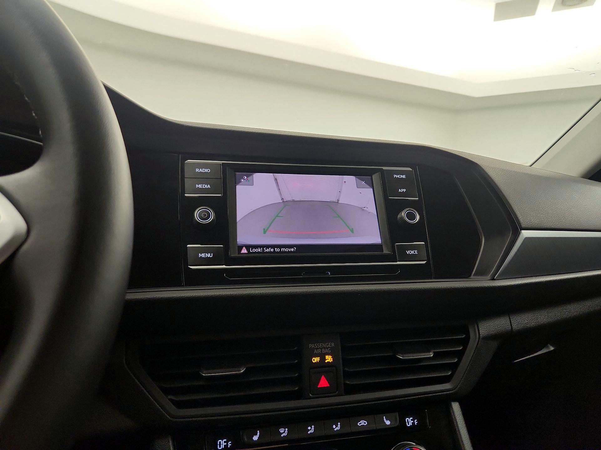 Thumbnail: 2024 Volkswagen Jetta - 12