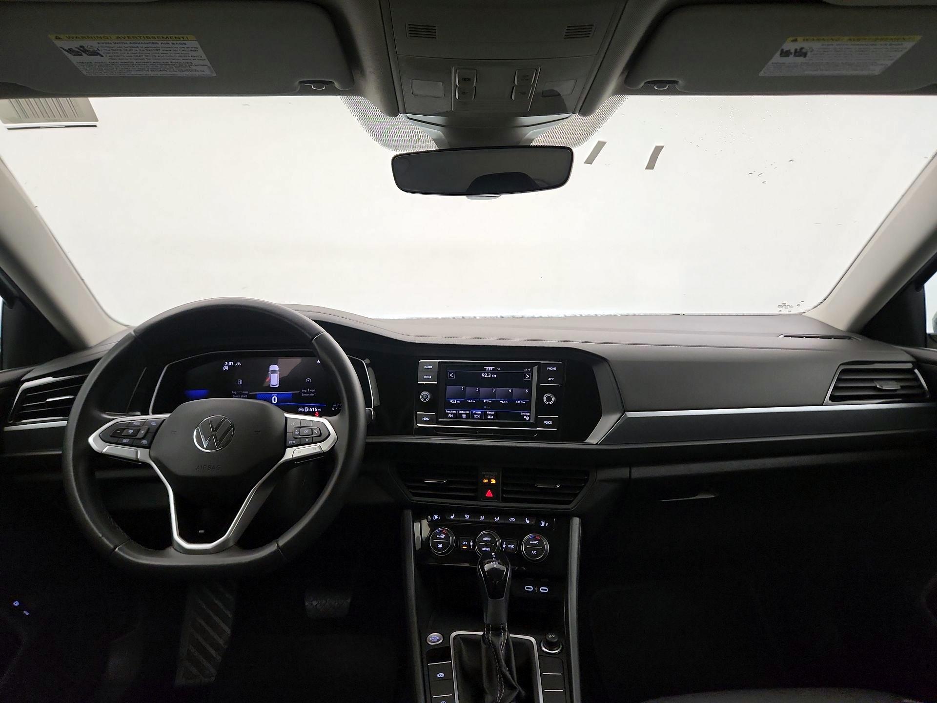 Thumbnail: 2024 Volkswagen Jetta - 8