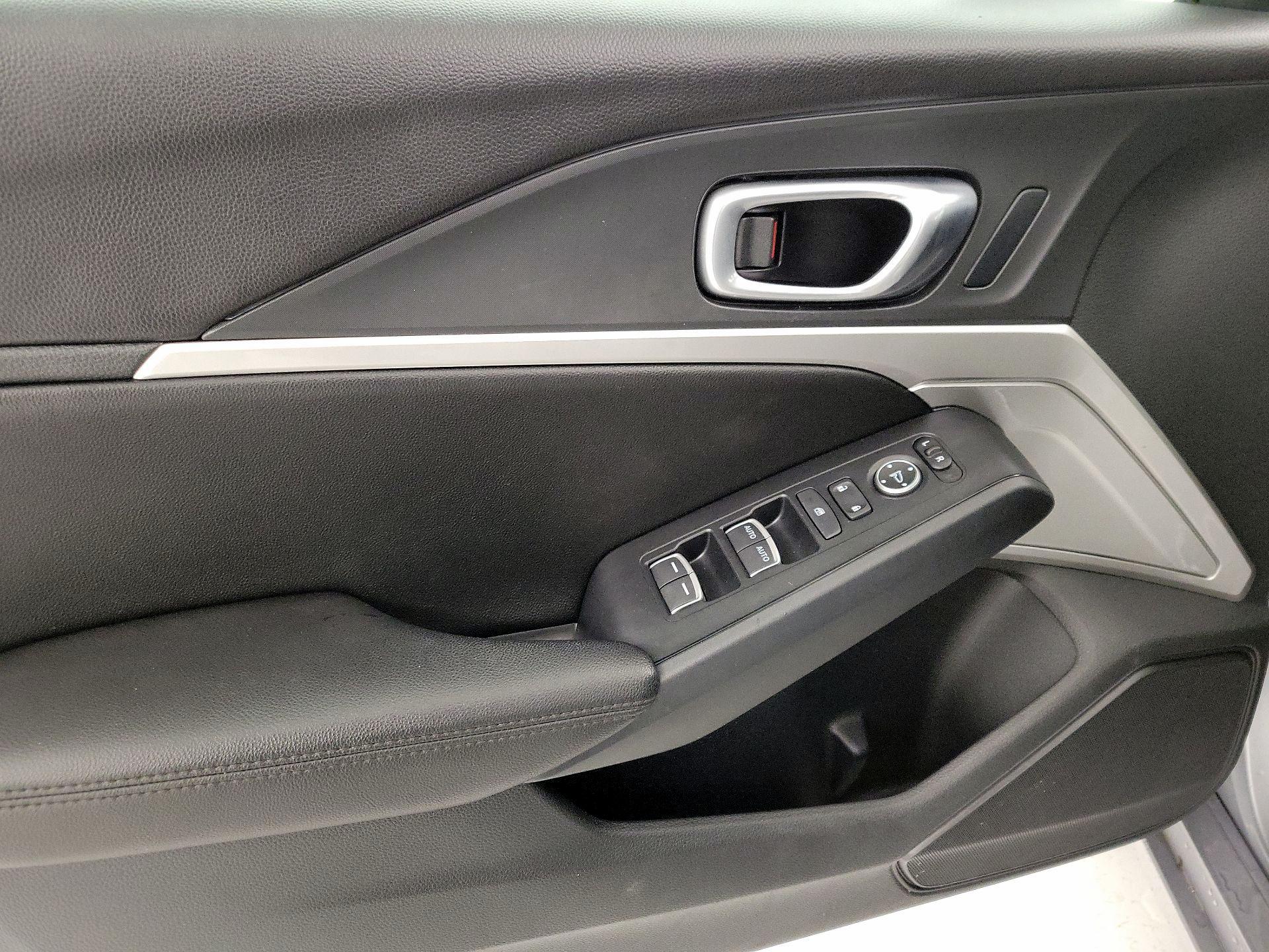 Thumbnail: 2023 Acura Integra - 12