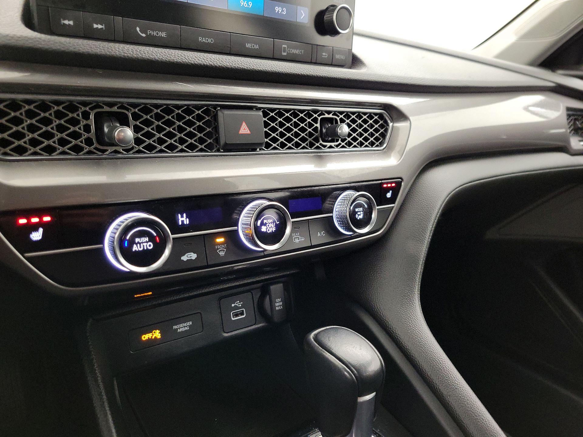 Thumbnail: 2023 Acura Integra - 16