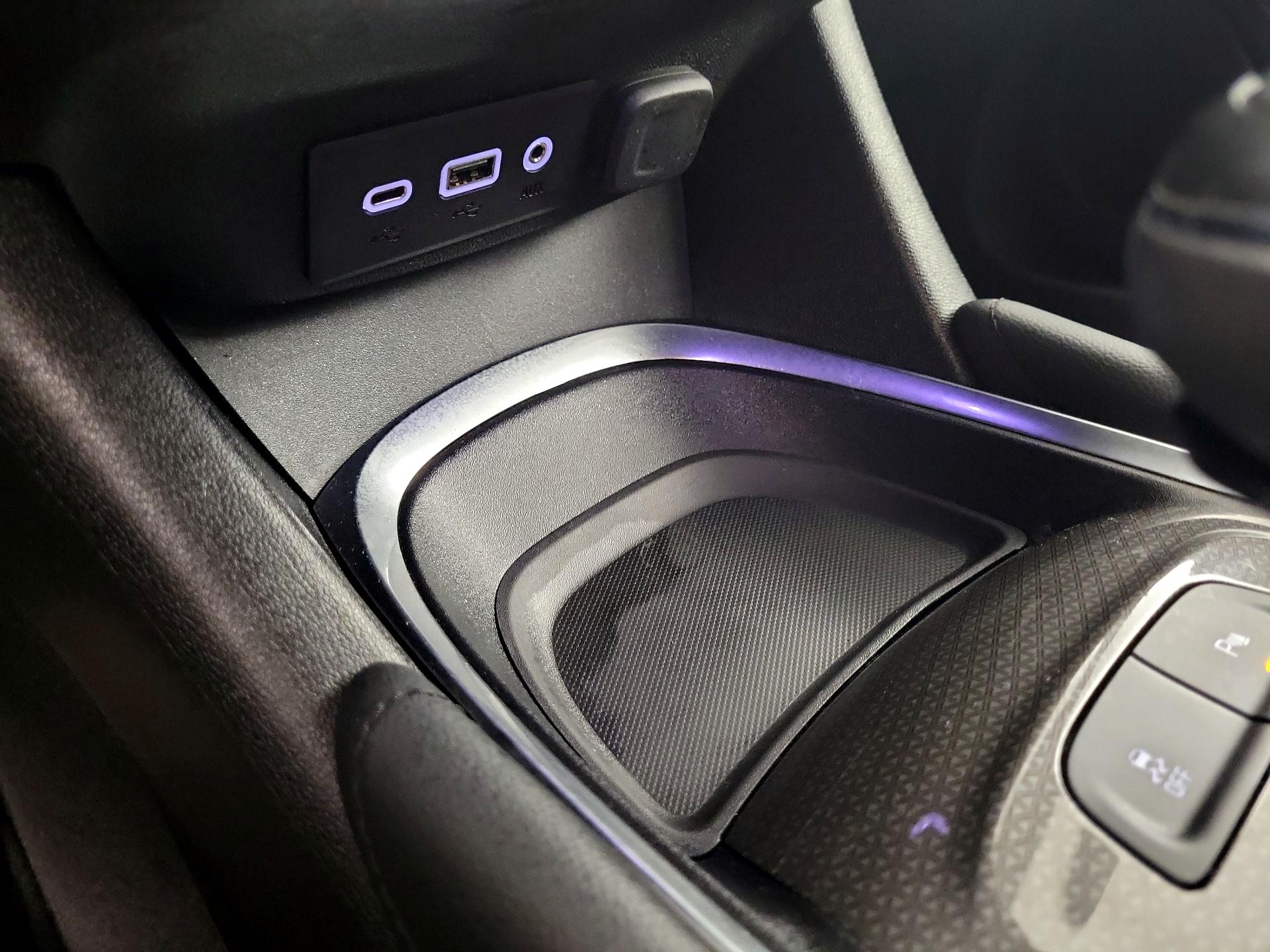 Thumbnail: 2020 Chevrolet Malibu - 18
