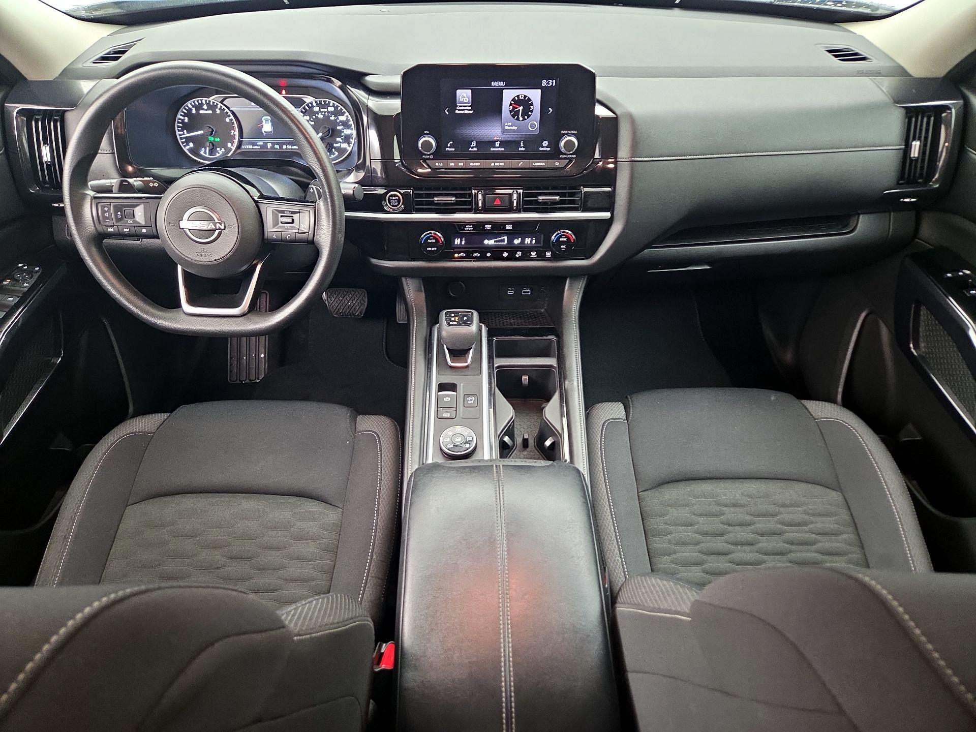 Thumbnail: 2022 Nissan Pathfinder - 9