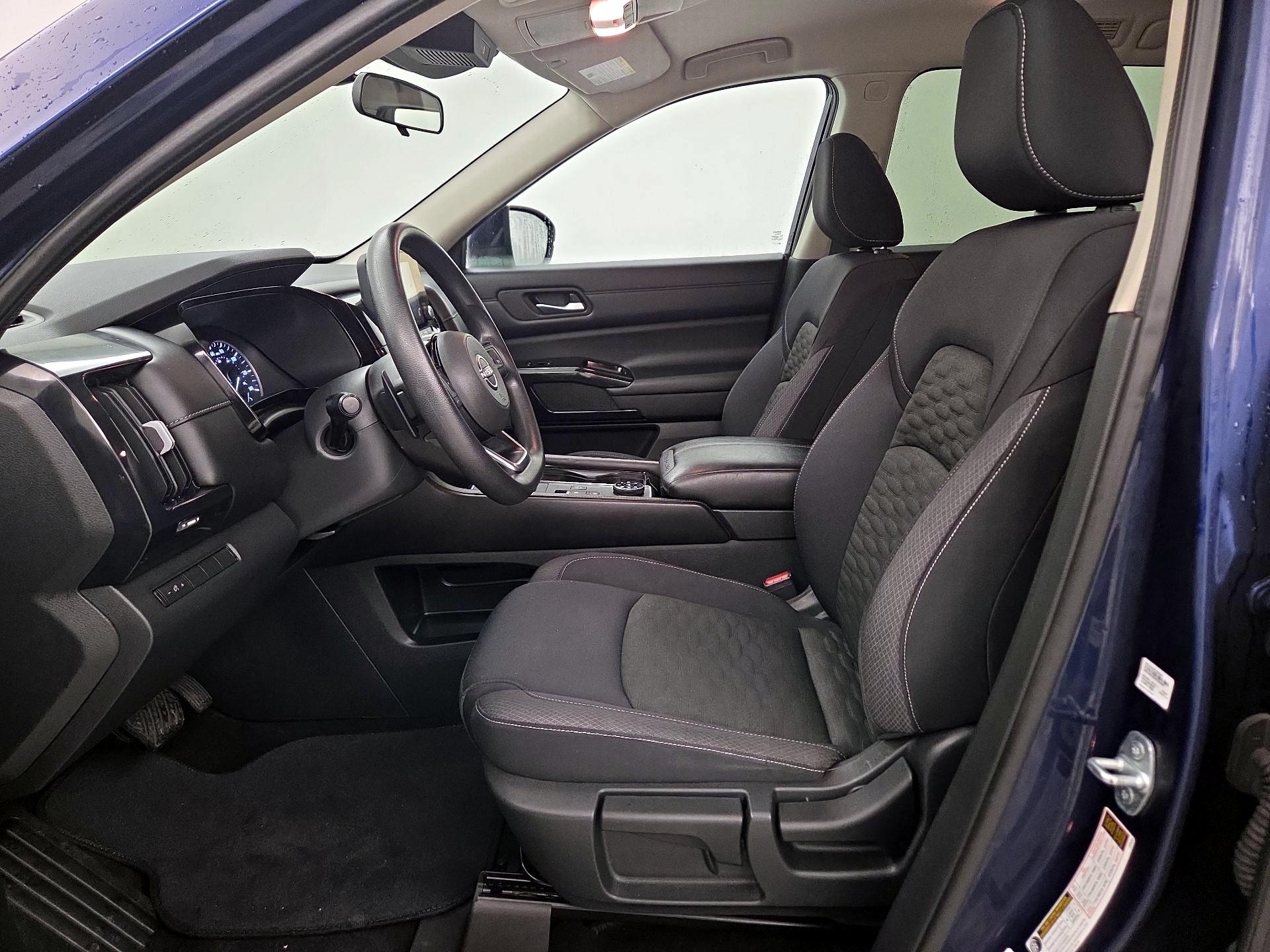 Thumbnail: 2022 Nissan Pathfinder - 11