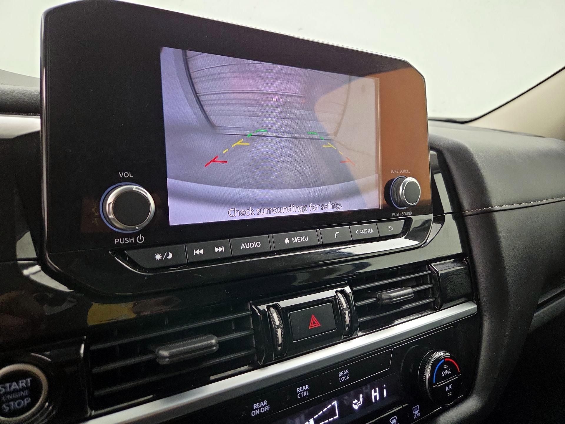 Thumbnail: 2022 Nissan Pathfinder - 14