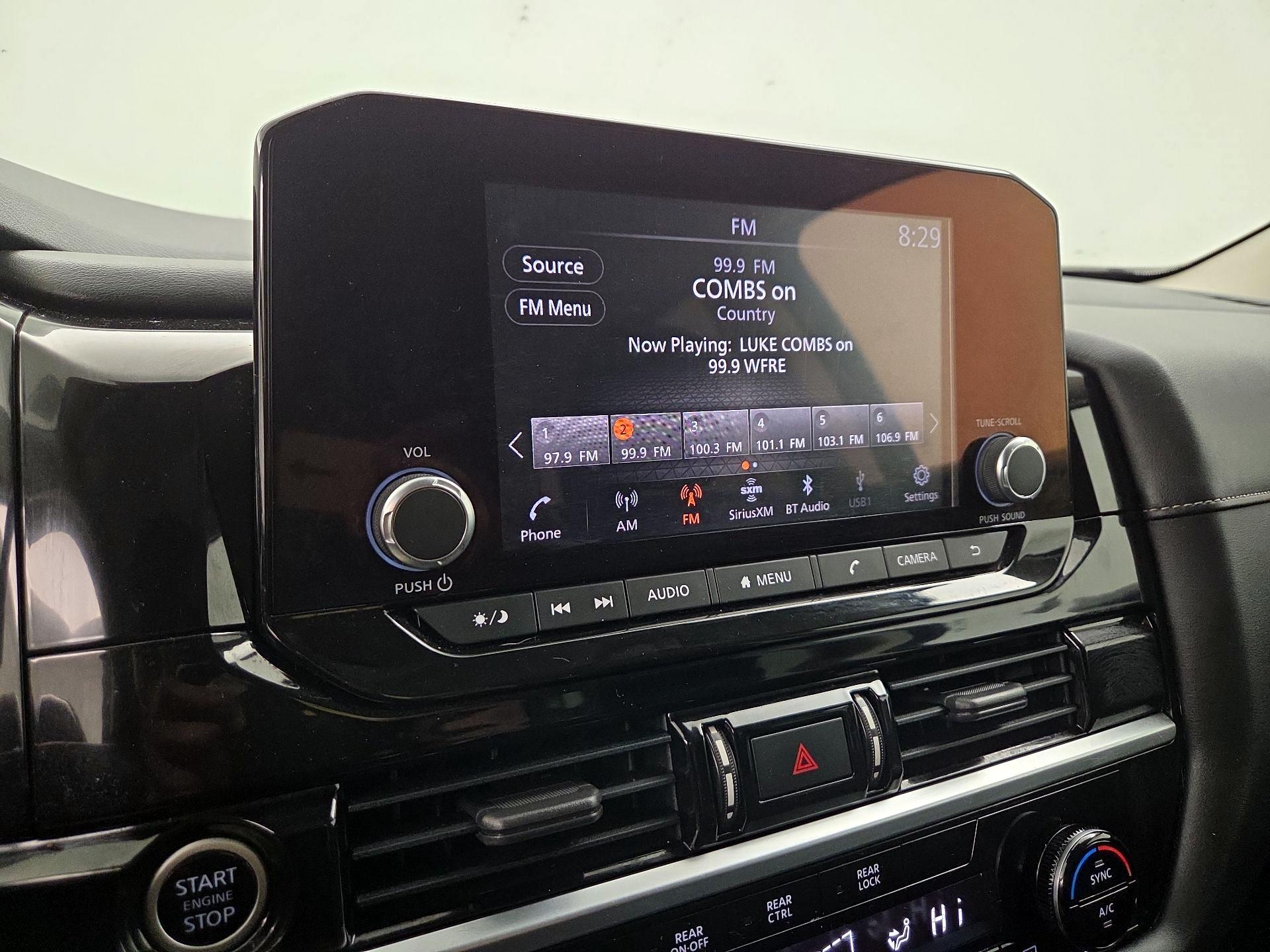 Thumbnail: 2022 Nissan Pathfinder - 15