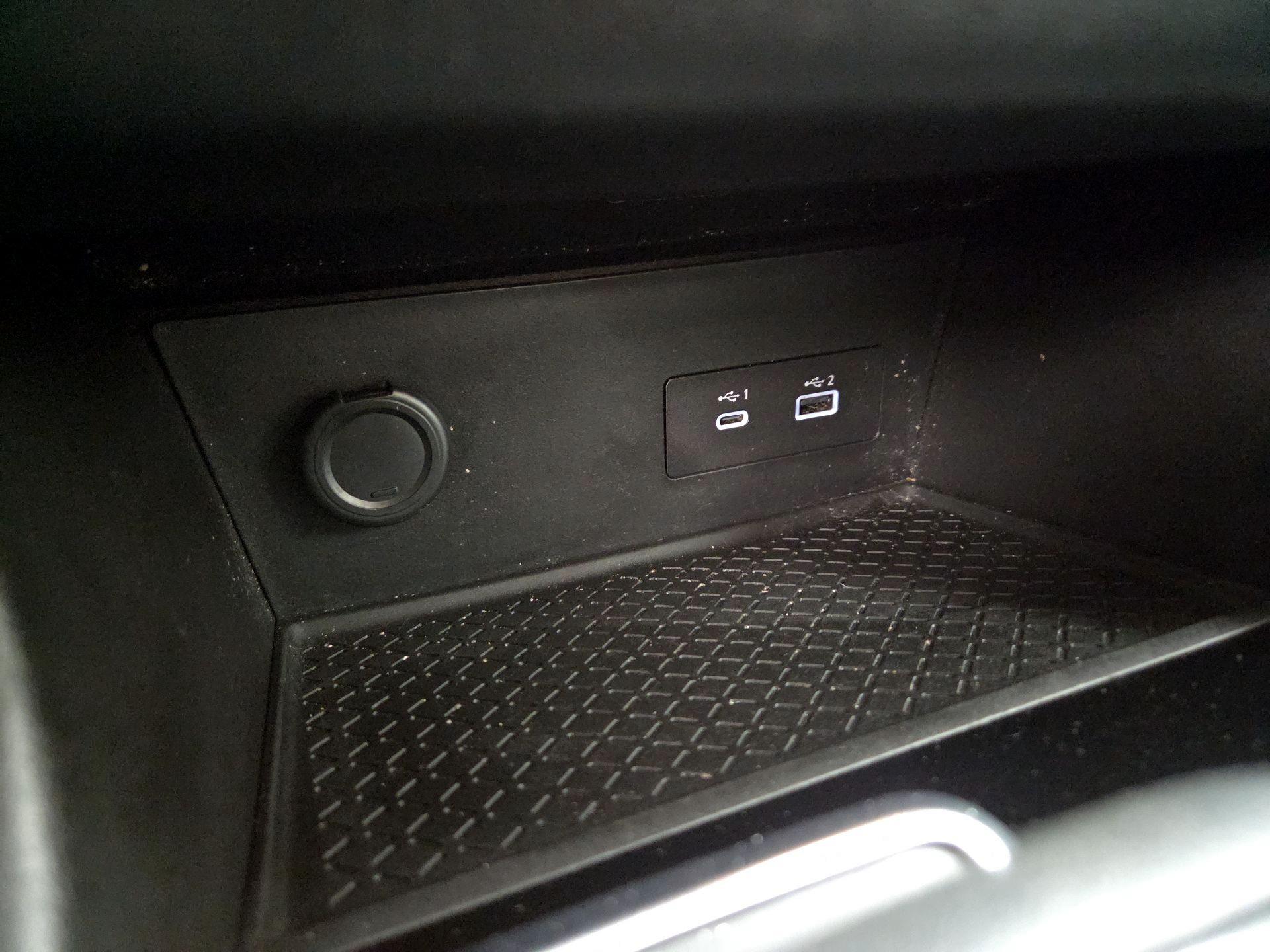 Thumbnail: 2022 Nissan Pathfinder - 18