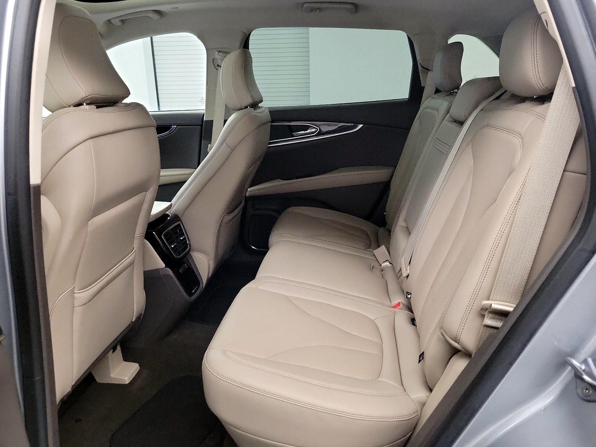 Thumbnail: 2023 Lincoln Nautilus - 19