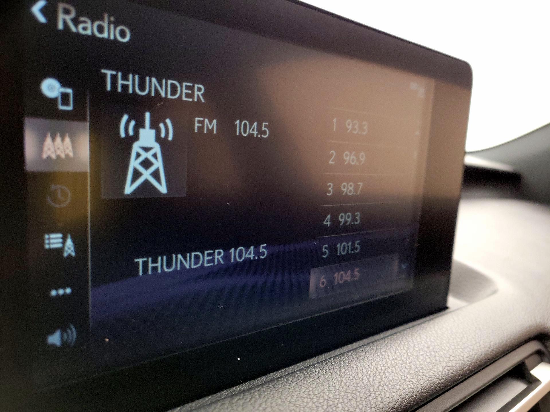 Thumbnail: 2022 Lexus IS - 15