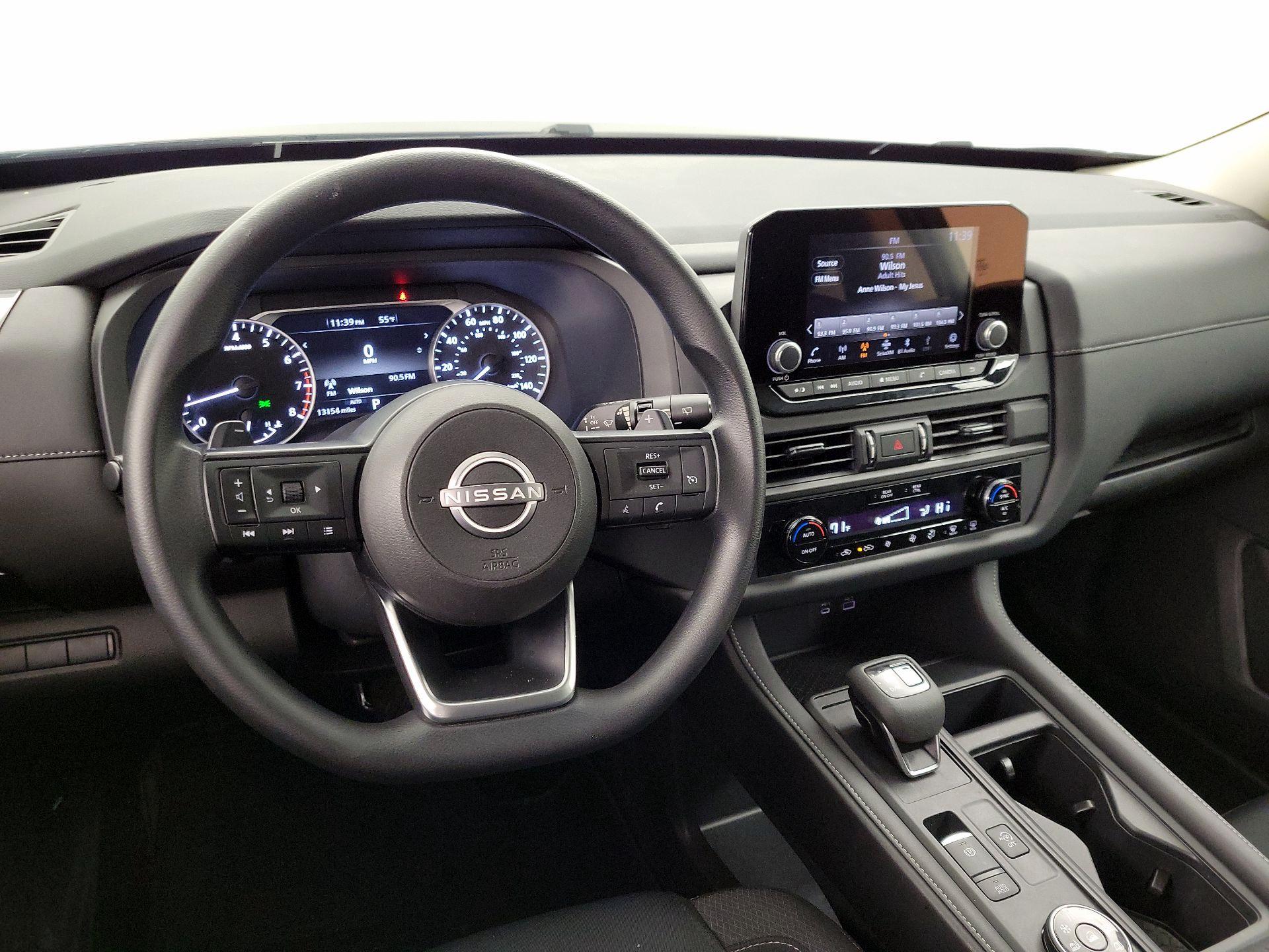 Thumbnail: 2024 Nissan Pathfinder - 9