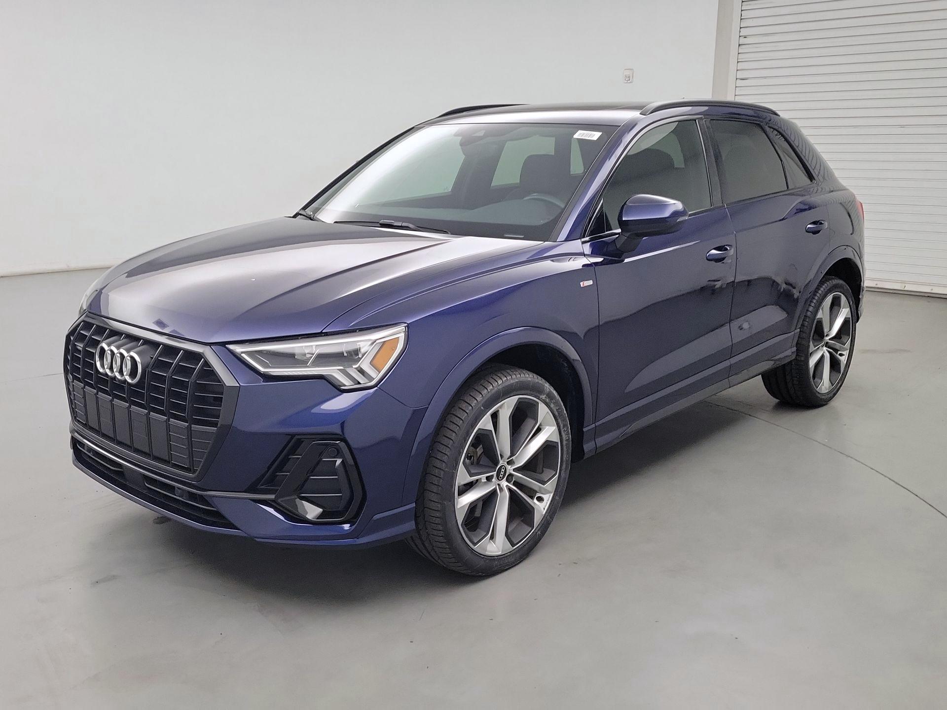 Thumbnail: 2022 Audi Q3 - 3