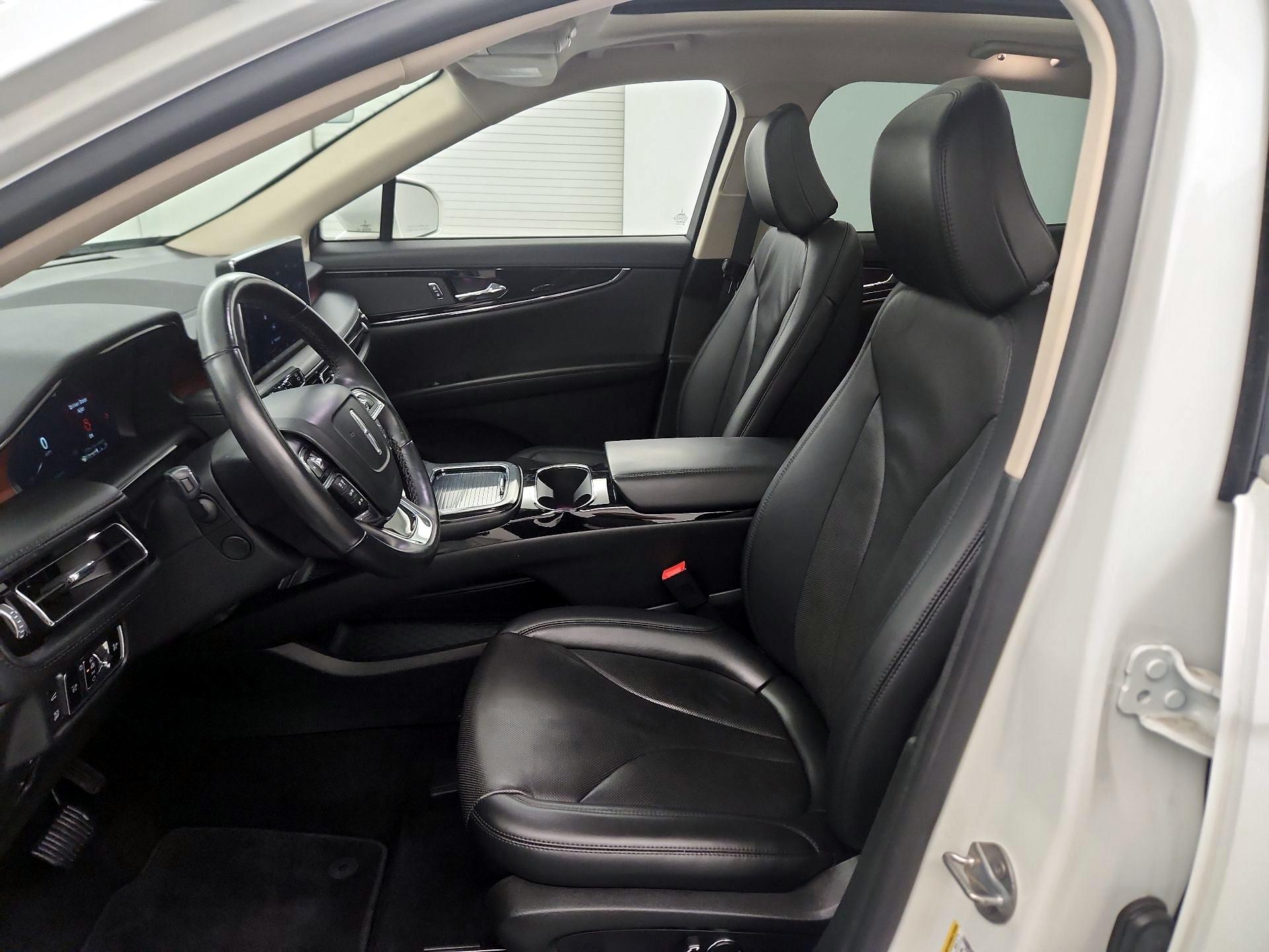 Thumbnail: 2022 Lincoln Nautilus - 9