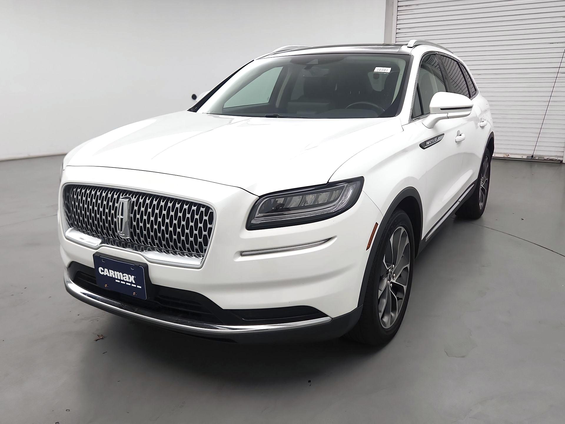 Thumbnail: 2022 Lincoln Nautilus - 3