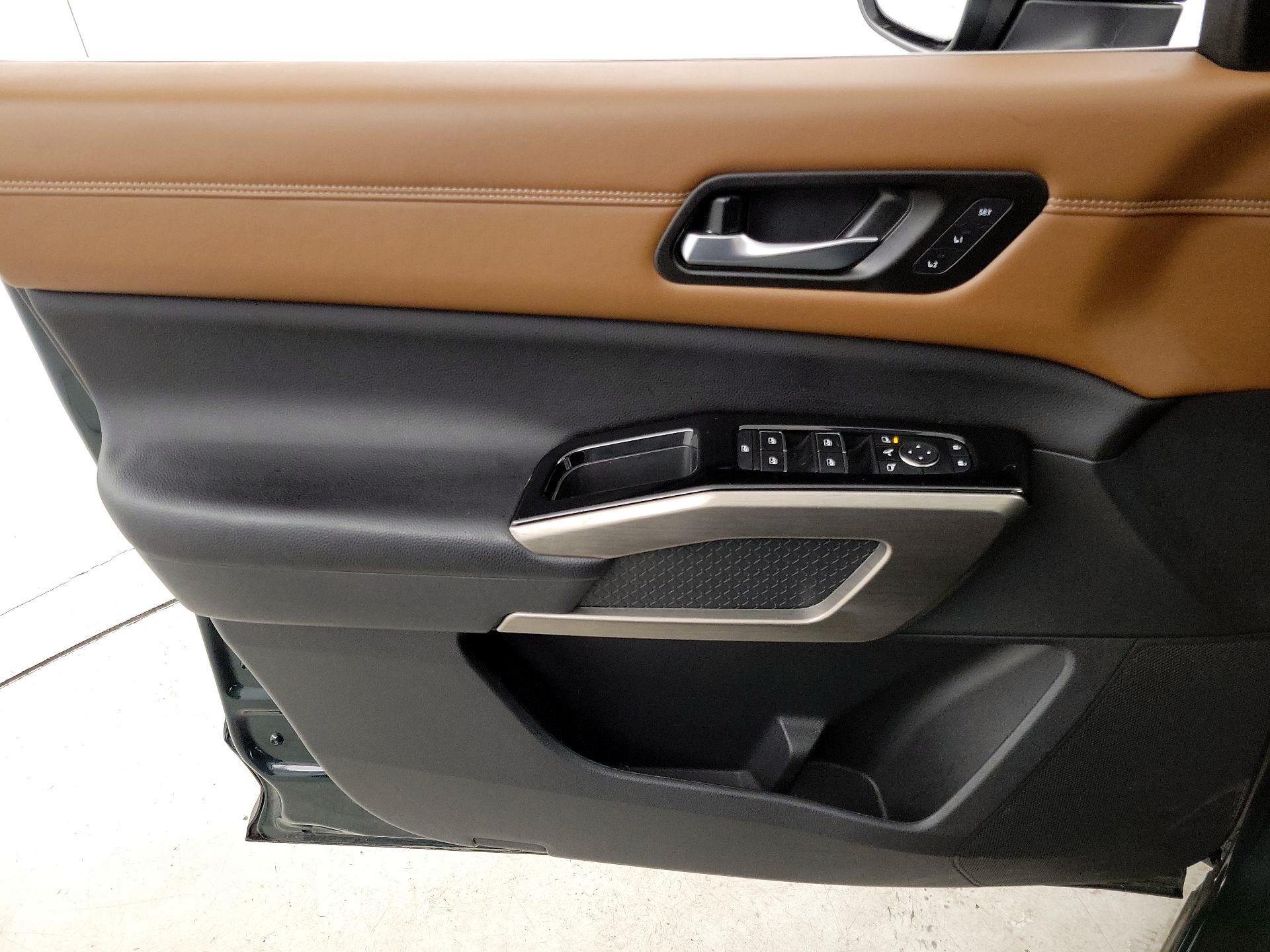 Thumbnail: 2023 Nissan Pathfinder - 12