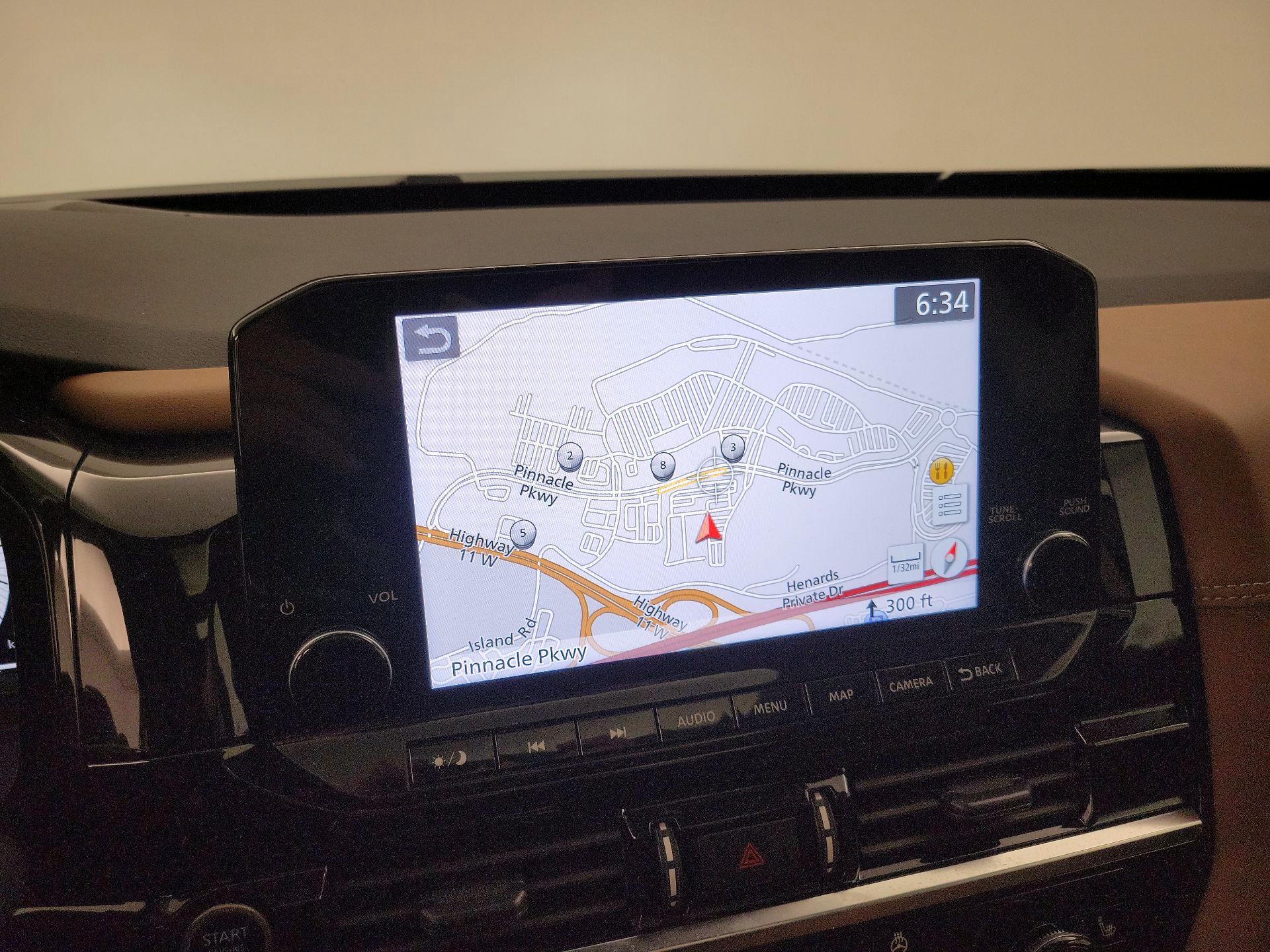 Thumbnail: 2023 Nissan Pathfinder - 14