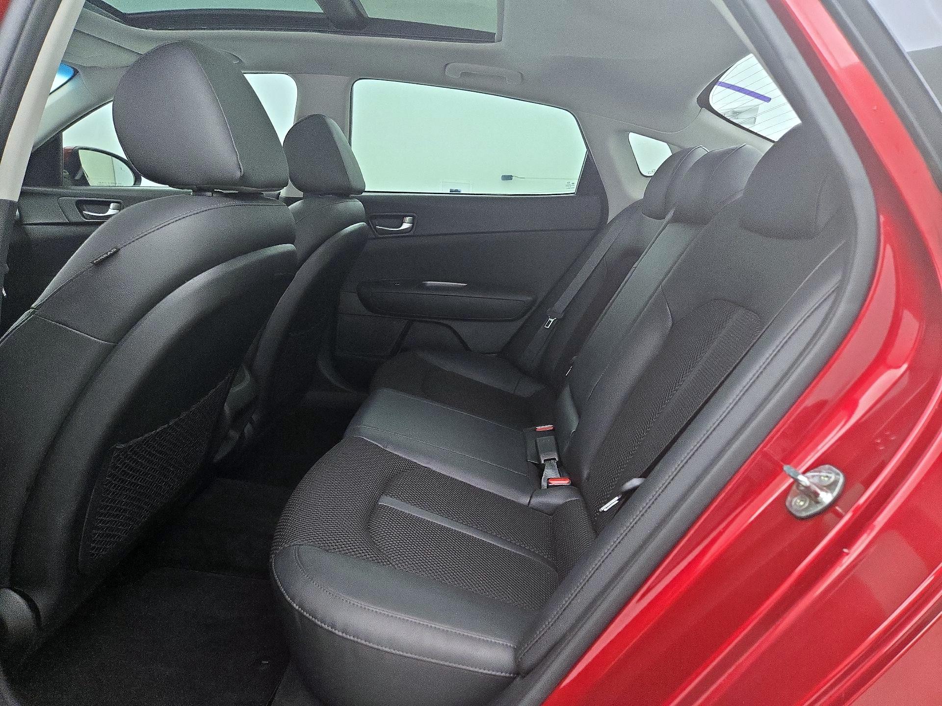 Thumbnail: 2020 Kia Optima - 20