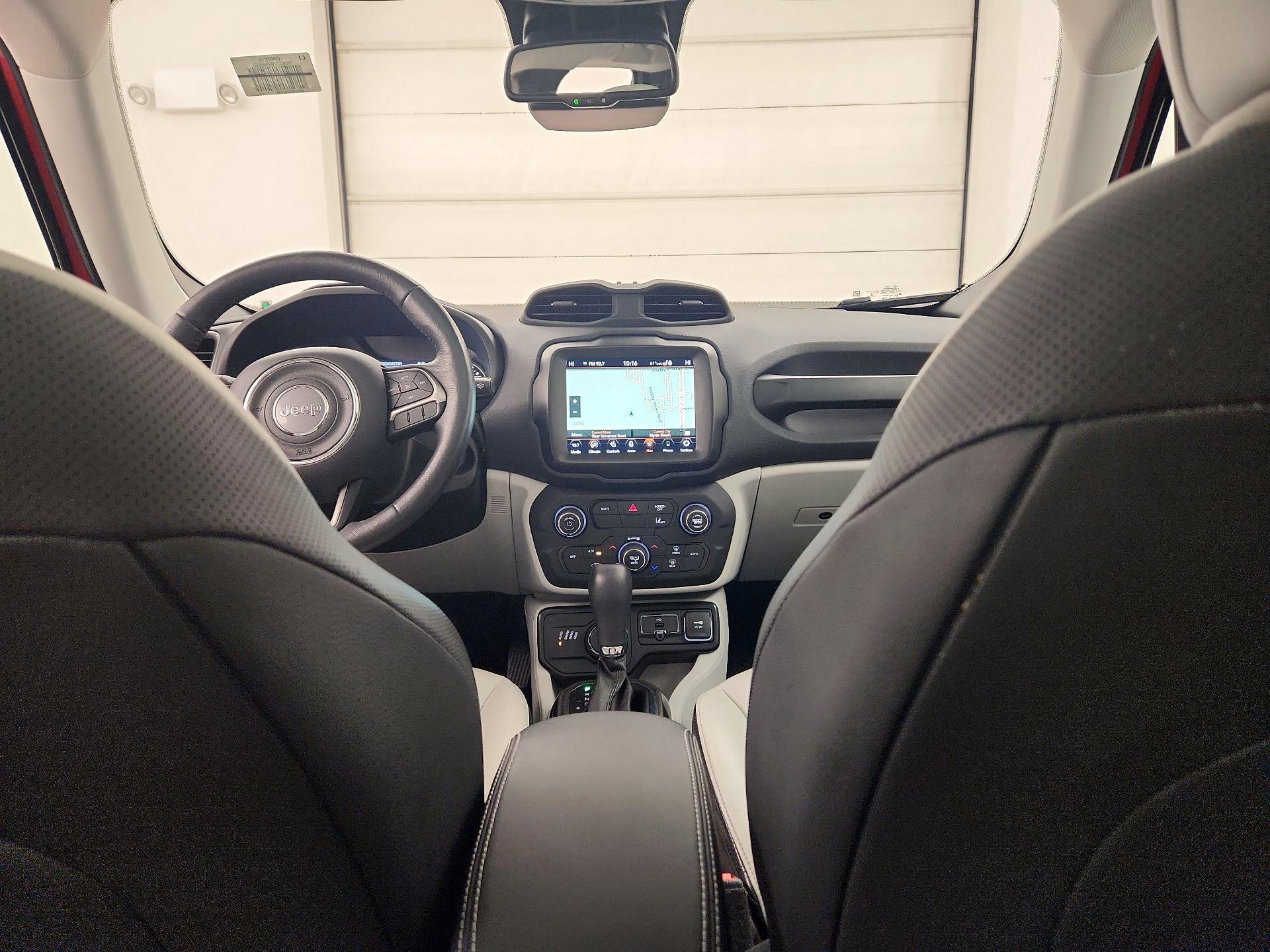 Thumbnail: 2022 Jeep Renegade - 9