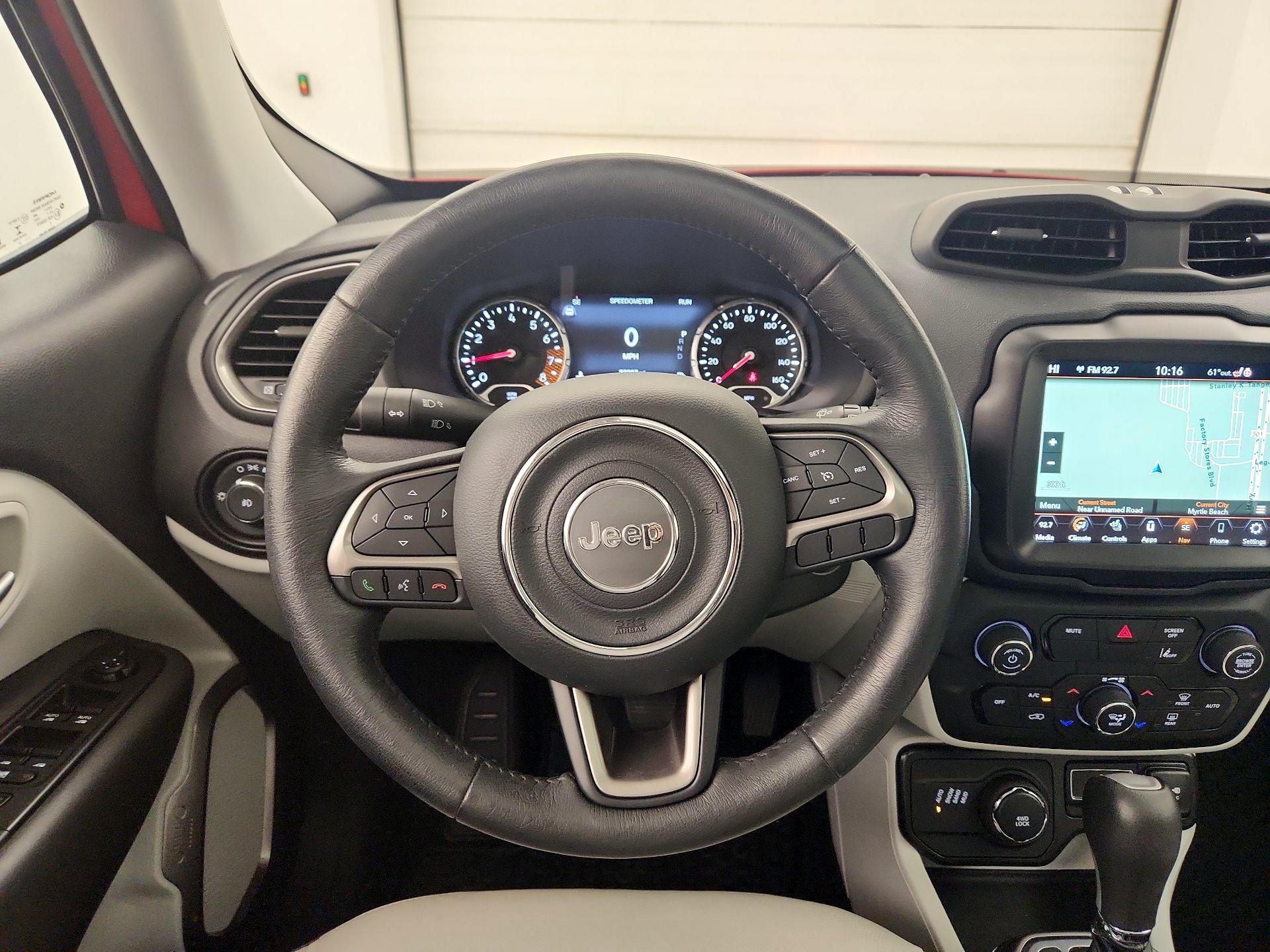 Thumbnail: 2022 Jeep Renegade - 10