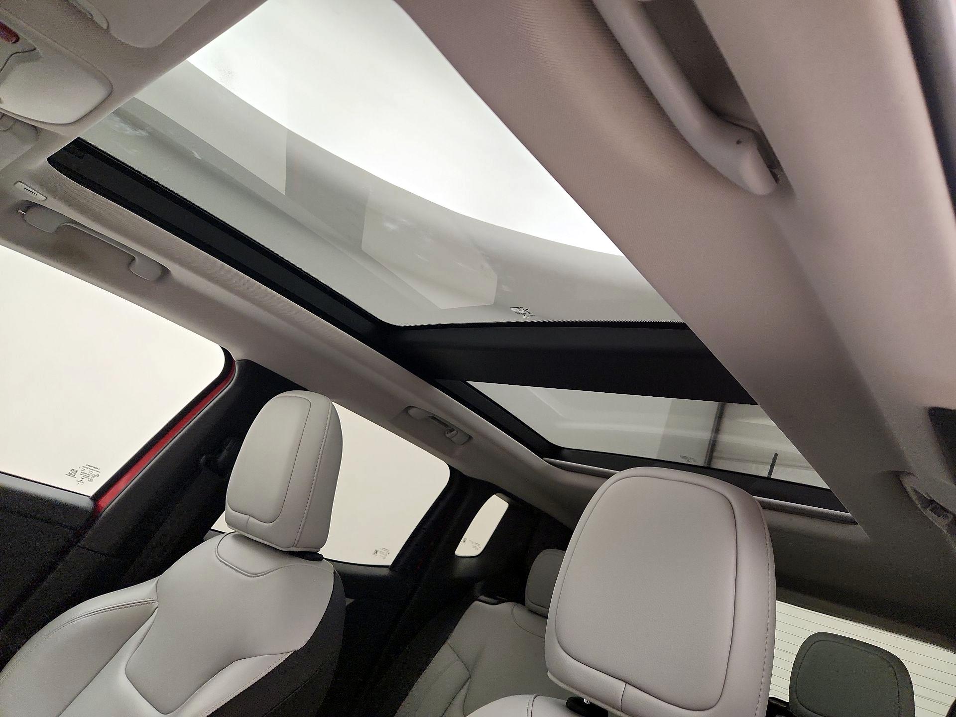 Thumbnail: 2022 Jeep Renegade - 20