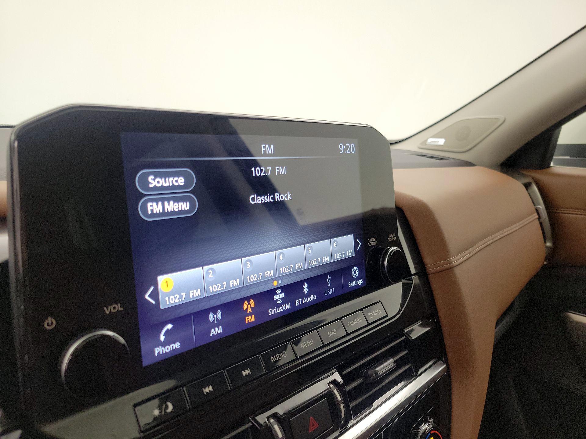 Thumbnail: 2023 Nissan Pathfinder - 16