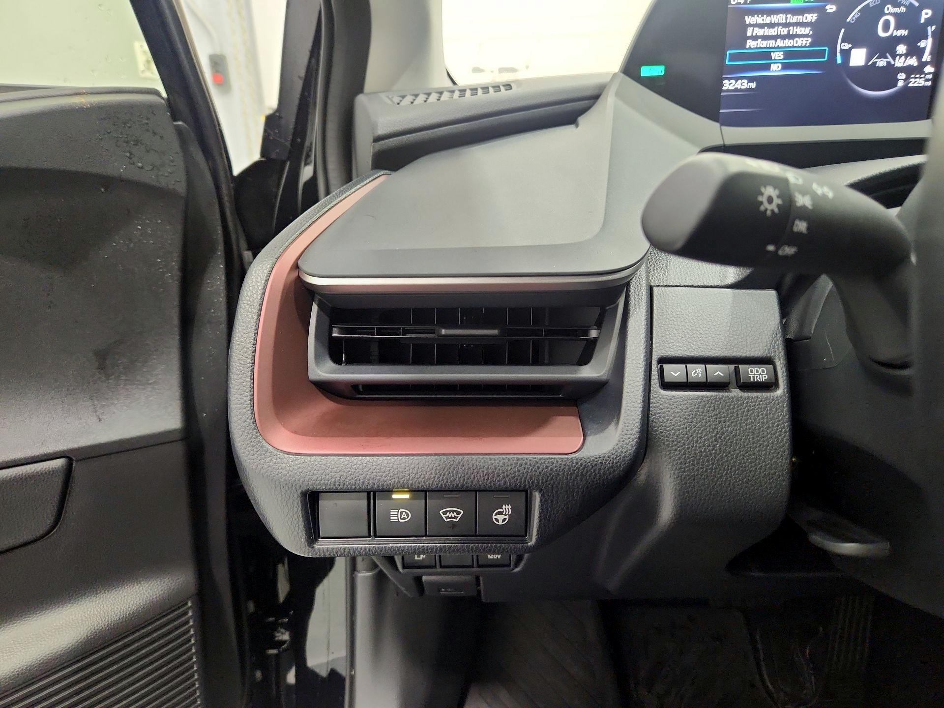 Thumbnail: 2024 Toyota Prius Prime - 13